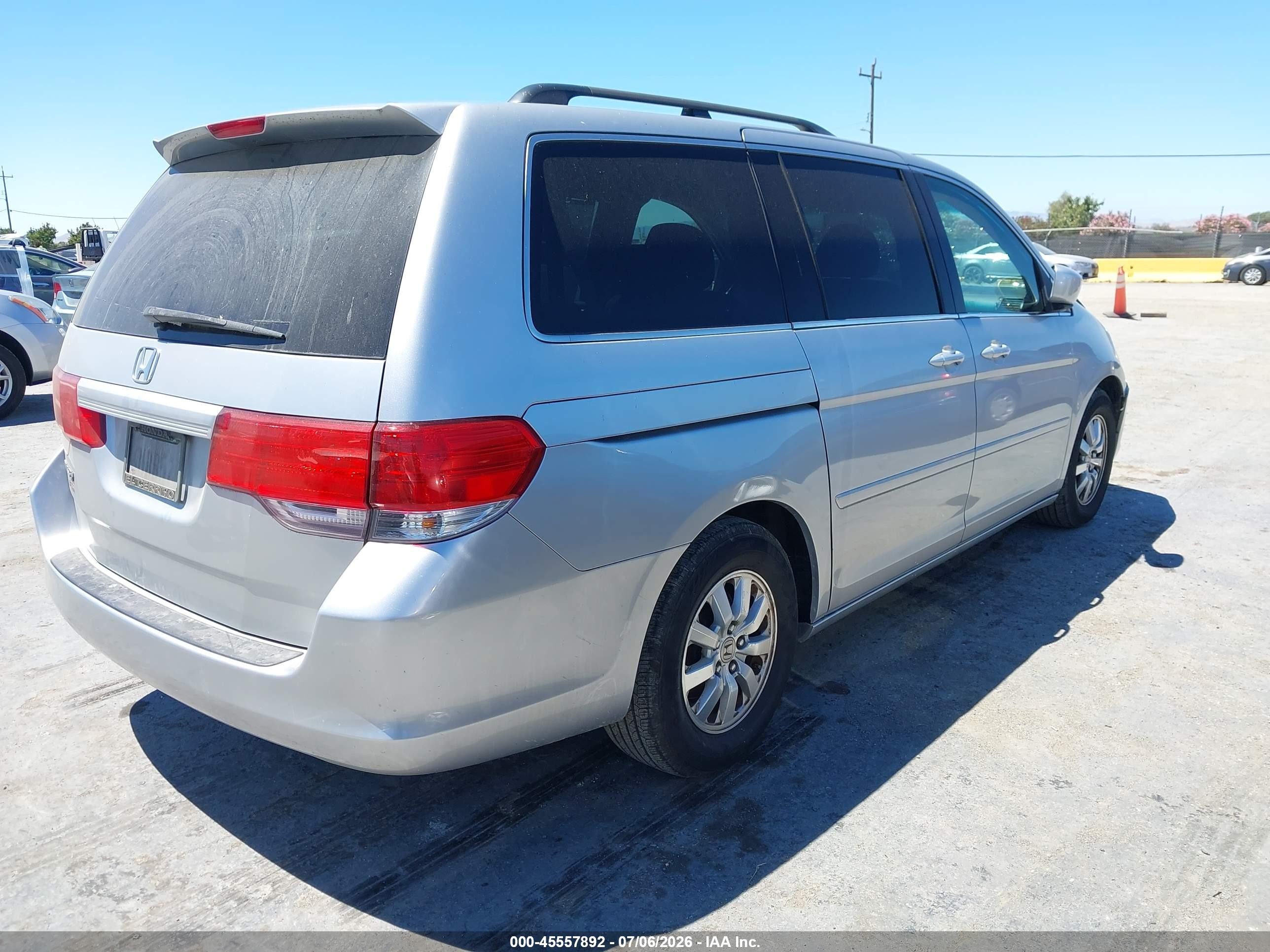 2010 Honda Odyssey Ex Silver vin: 5FNRL3H4XAB061916