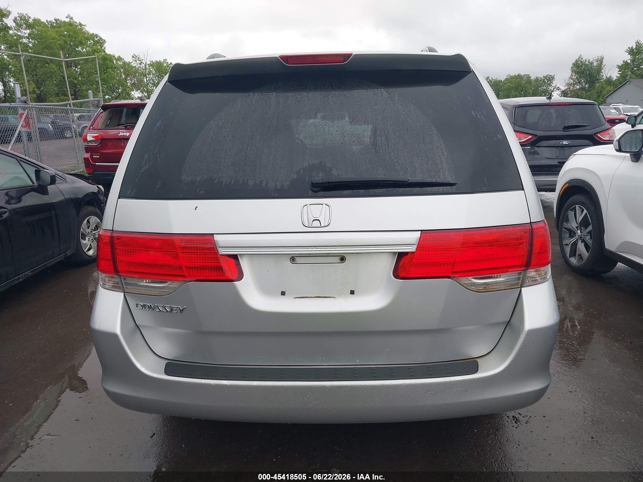 2010 Honda Odyssey Ex Gray vin: 5FNRL3H4XAB112217