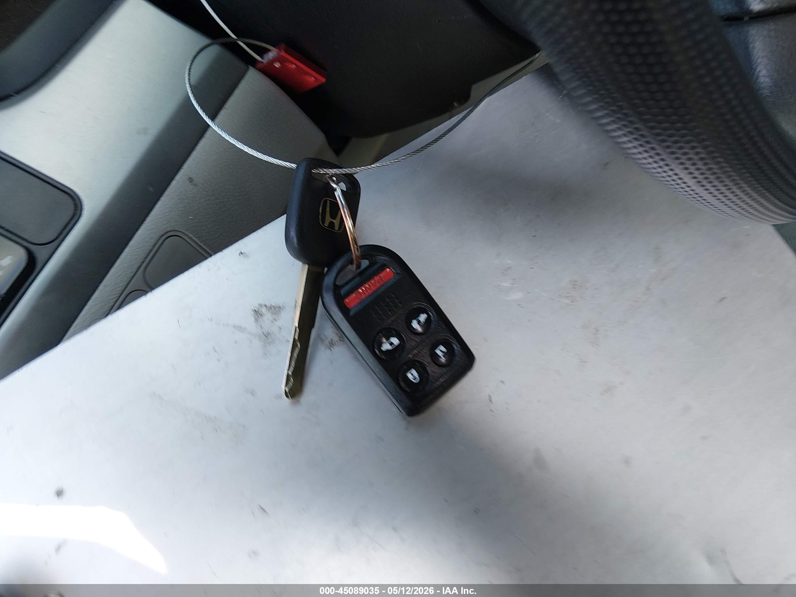 2010 Honda Odyssey Ex Silver vin: 5FNRL3H51AB024102