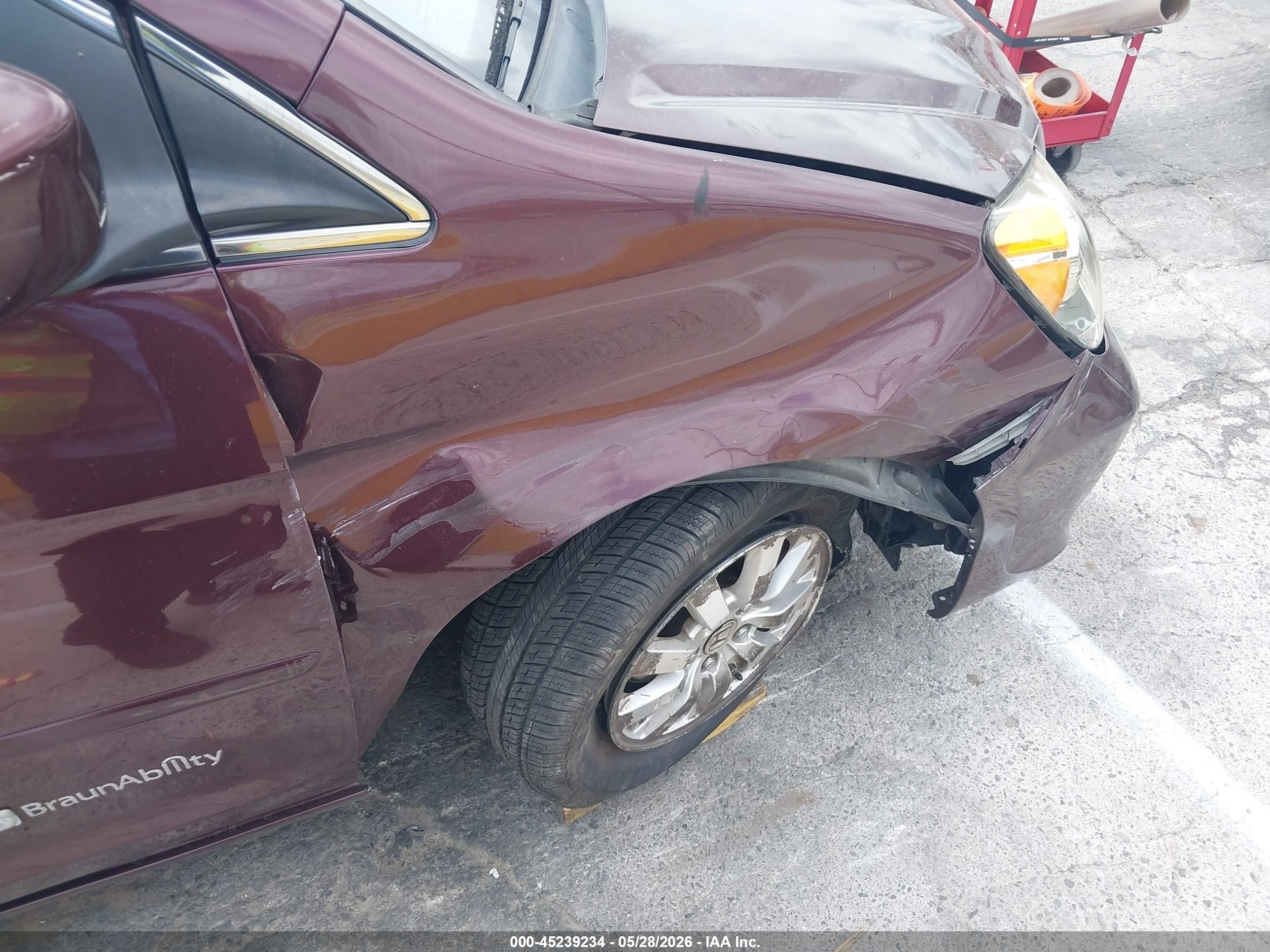 2010 Honda Odyssey Ex Burgundy vin: 5FNRL3H52AB055102