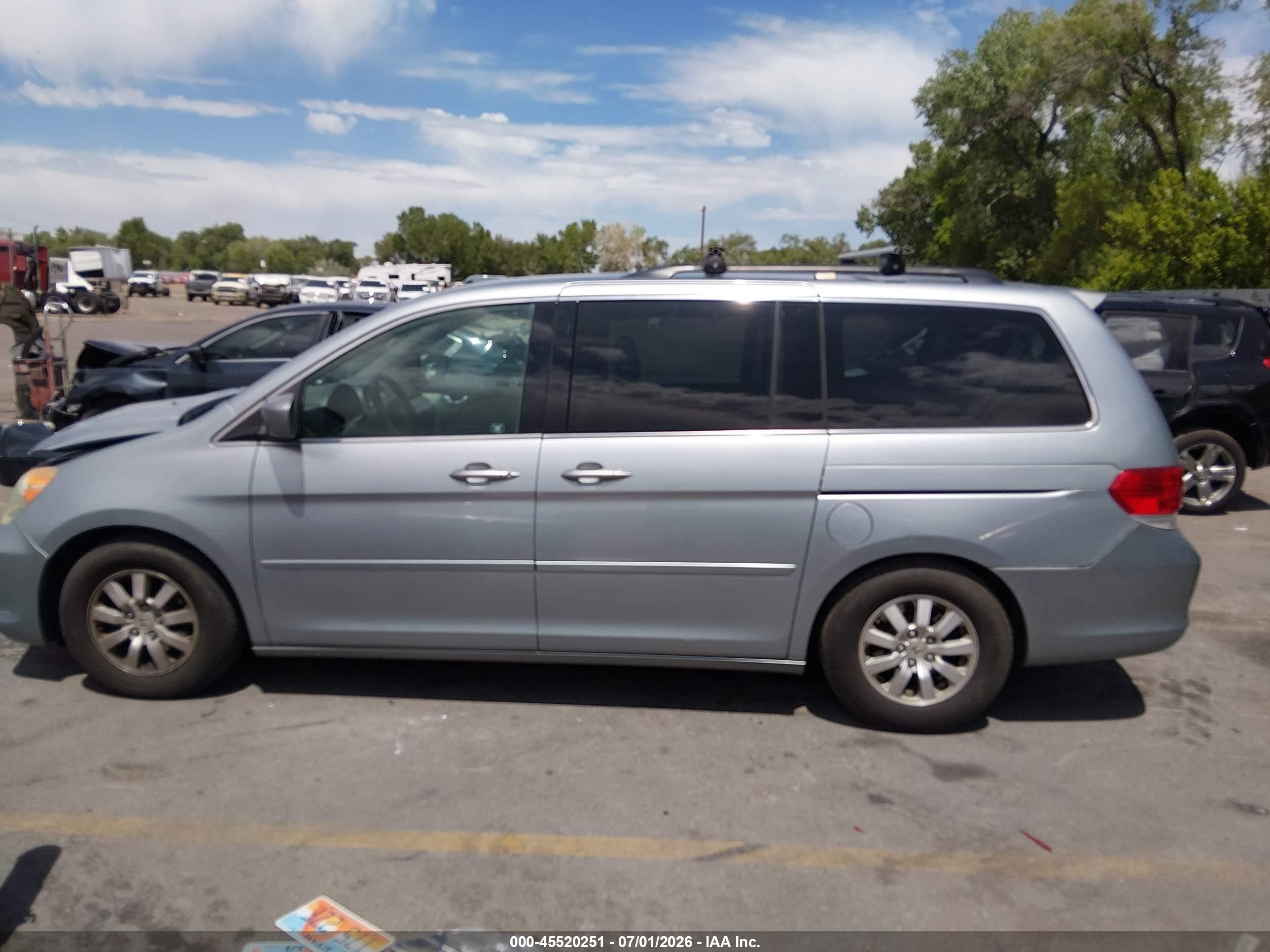 2010 Honda Odyssey Ex Blue vin: 5FNRL3H53AB056937