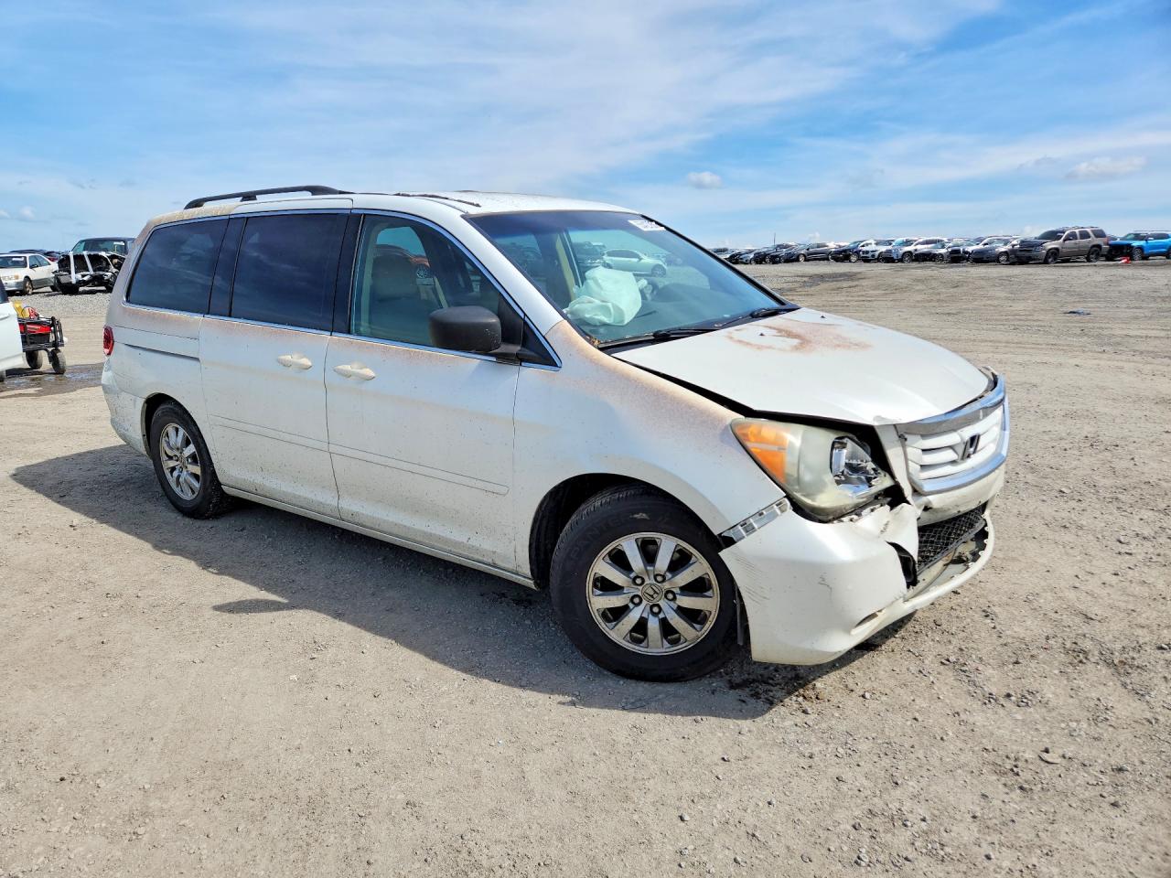 2010 Honda Odyssey Ex White vin: 5FNRL3H54AB015362
