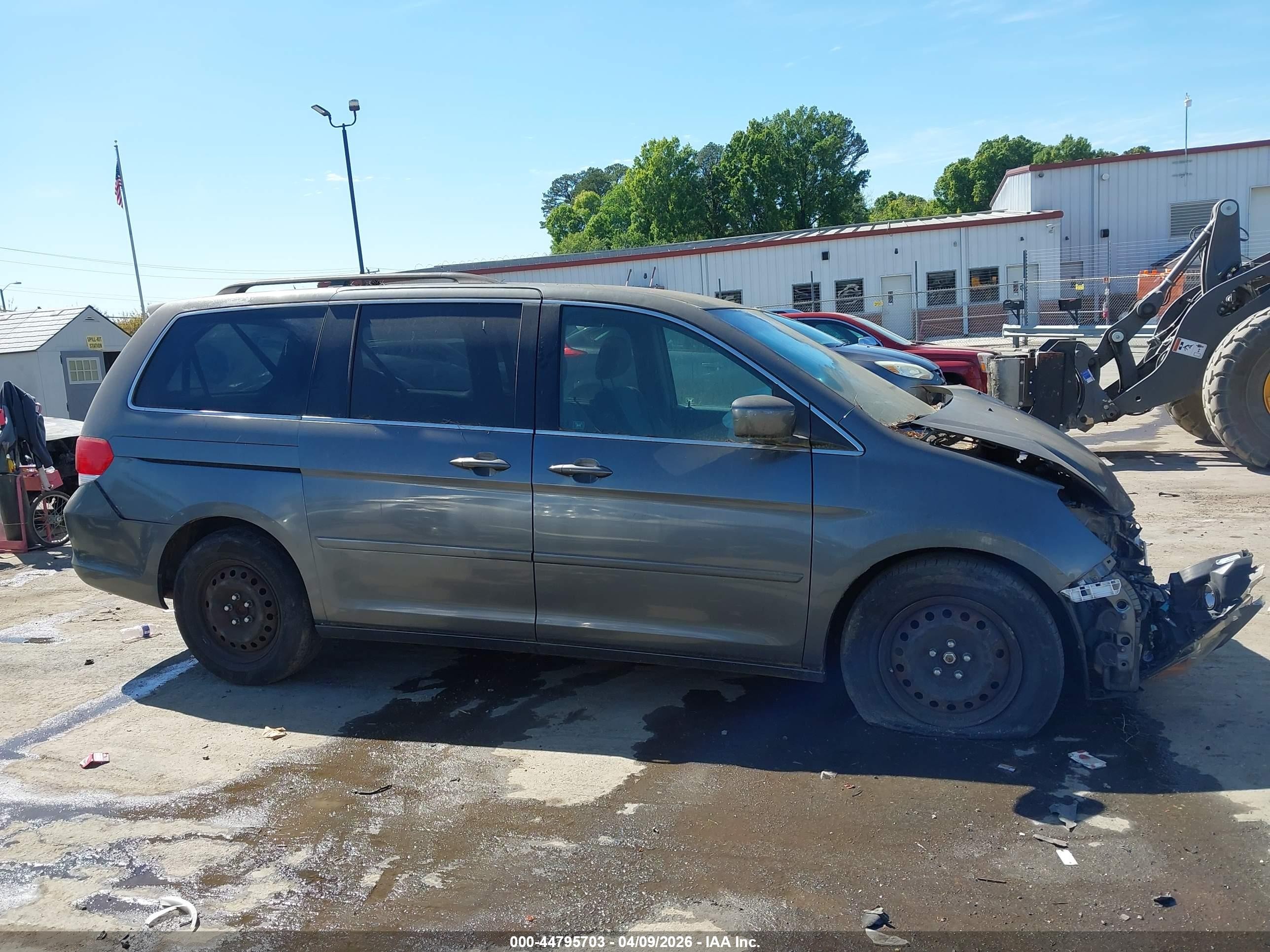 2010 Honda Odyssey Ex Gray vin: 5FNRL3H56AB063297