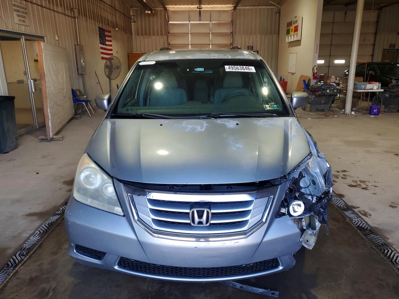 2010 Honda Odyssey Ex Silver vin: 5FNRL3H57AB100714