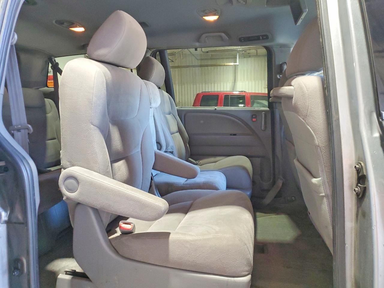 2010 Honda Odyssey Ex Silver vin: 5FNRL3H57AB100714