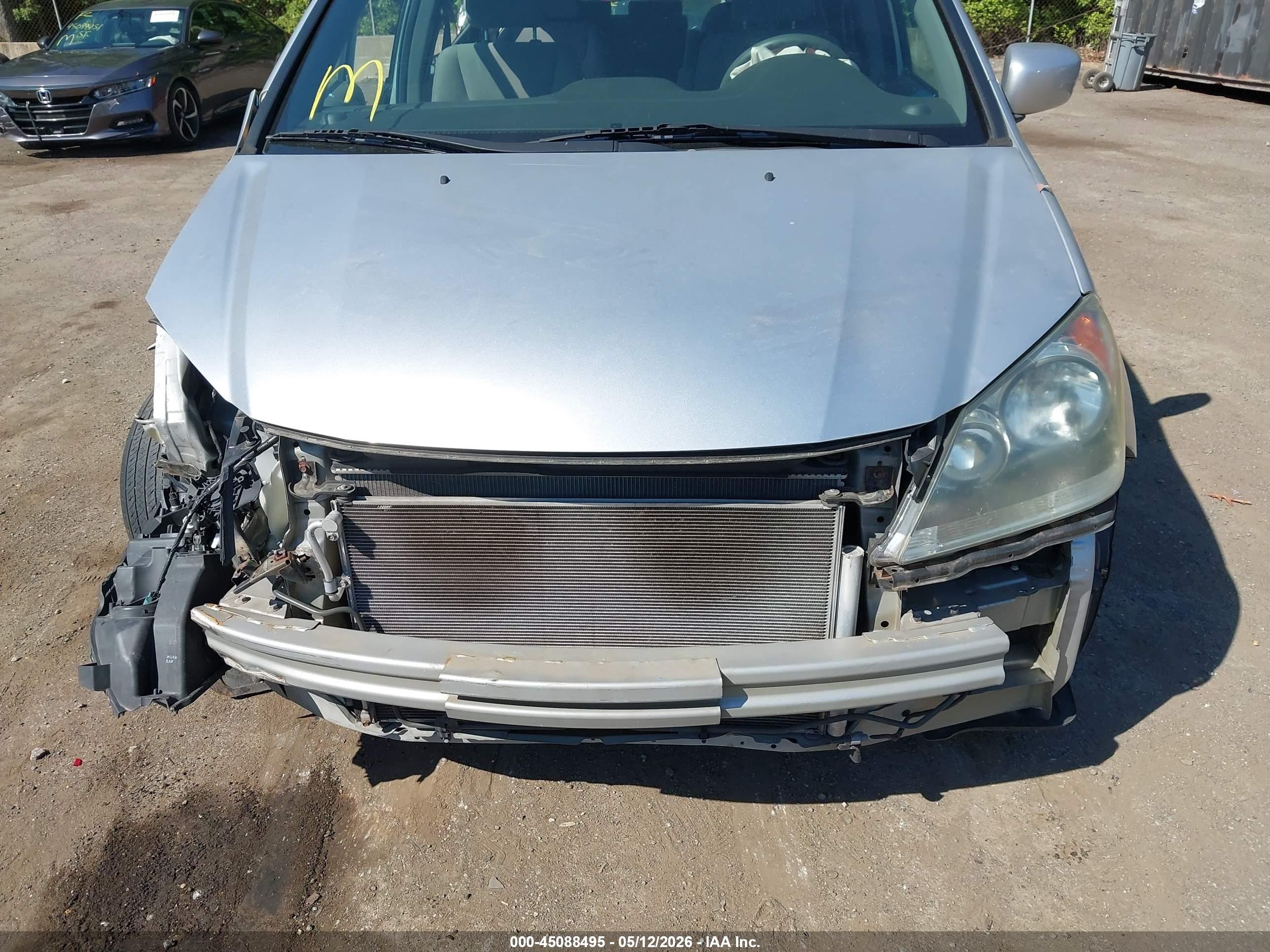 2010 Honda Odyssey Ex Silver vin: 5FNRL3H5XAB109911