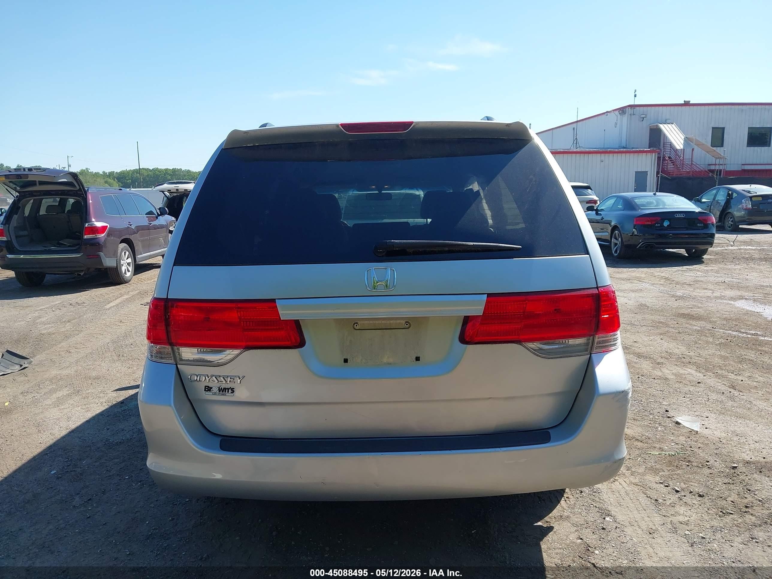 2010 Honda Odyssey Ex Silver vin: 5FNRL3H5XAB109911