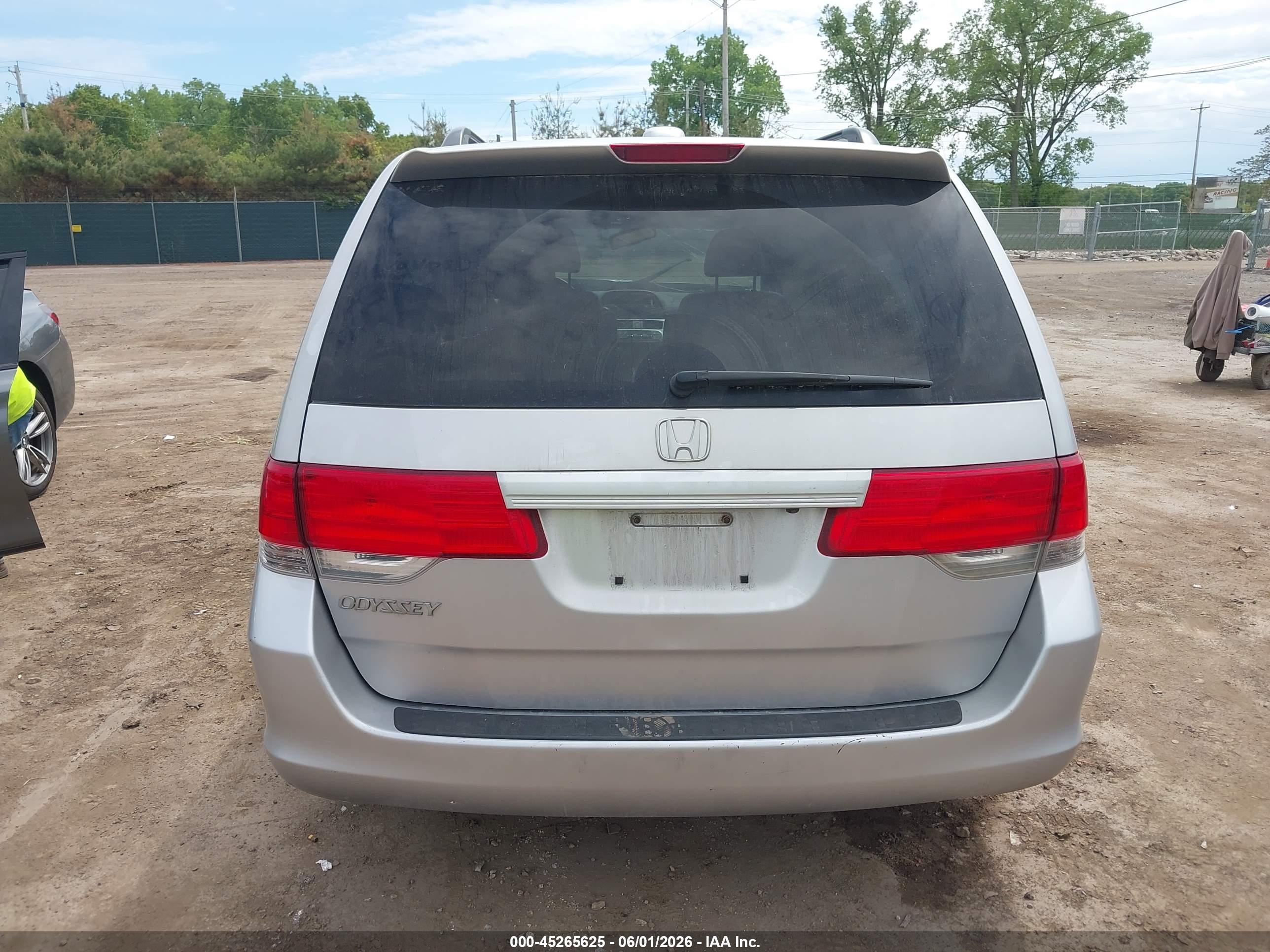 2010 Honda Odyssey Ex-l Silver vin: 5FNRL3H60AB007641