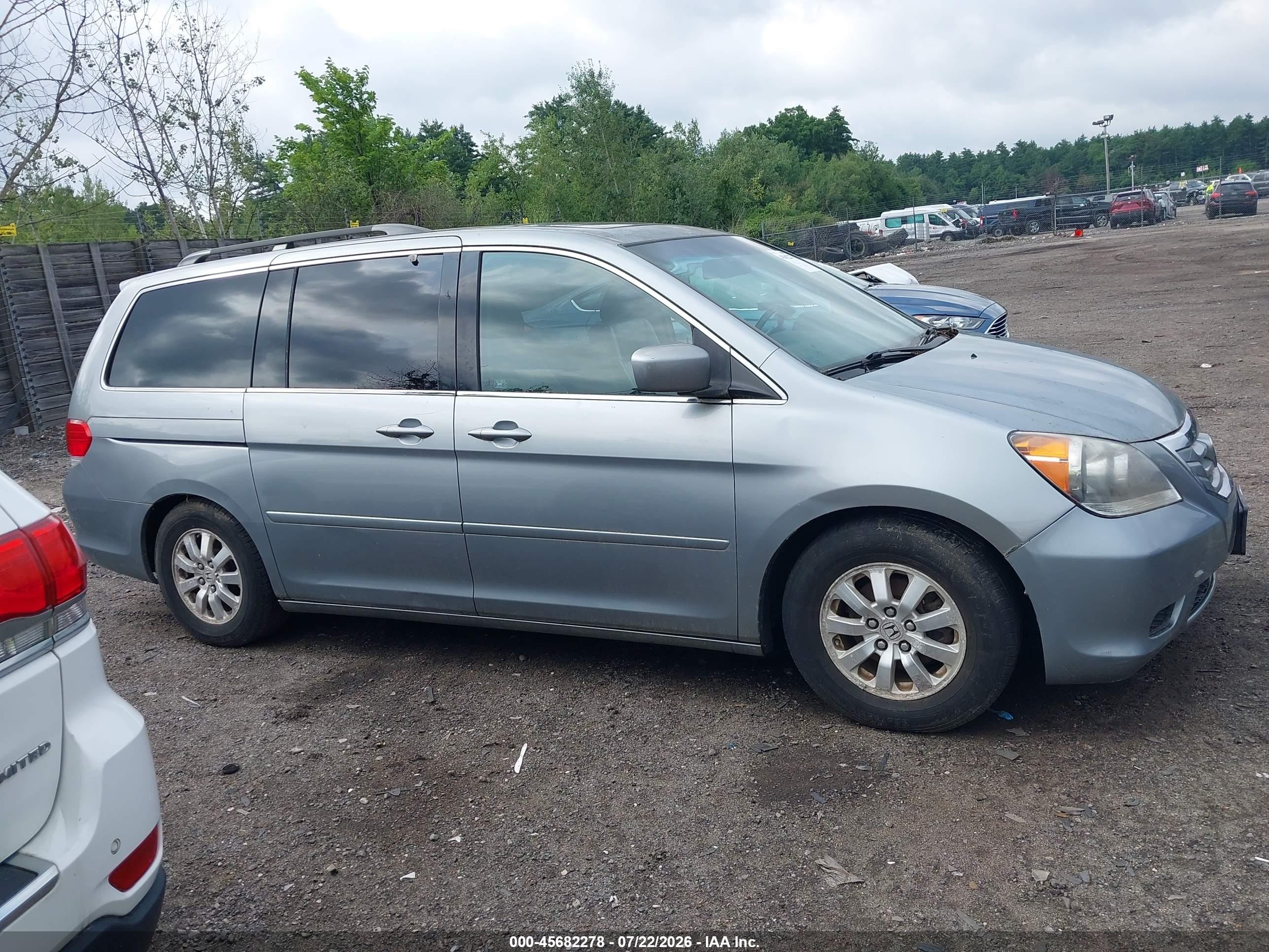 2010 Honda Odyssey Ex-l Серебряный vin: 5FNRL3H60AB107108