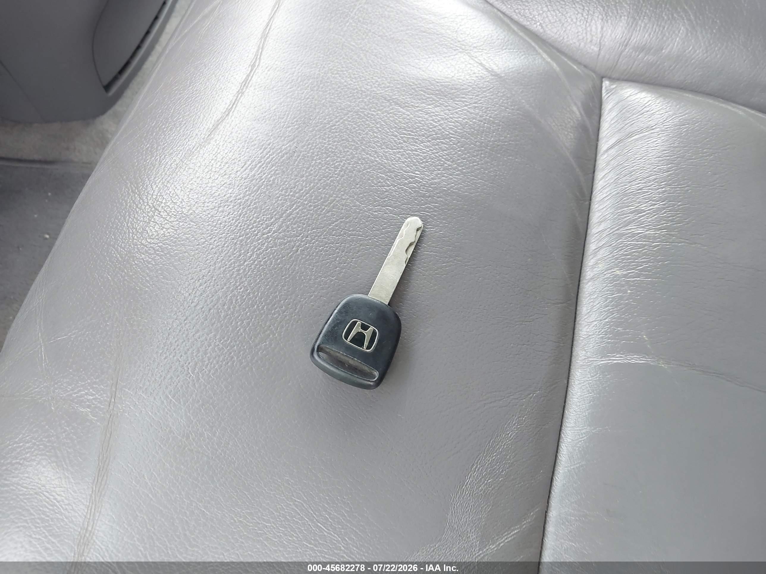 2010 Honda Odyssey Ex-l Серебряный vin: 5FNRL3H60AB107108
