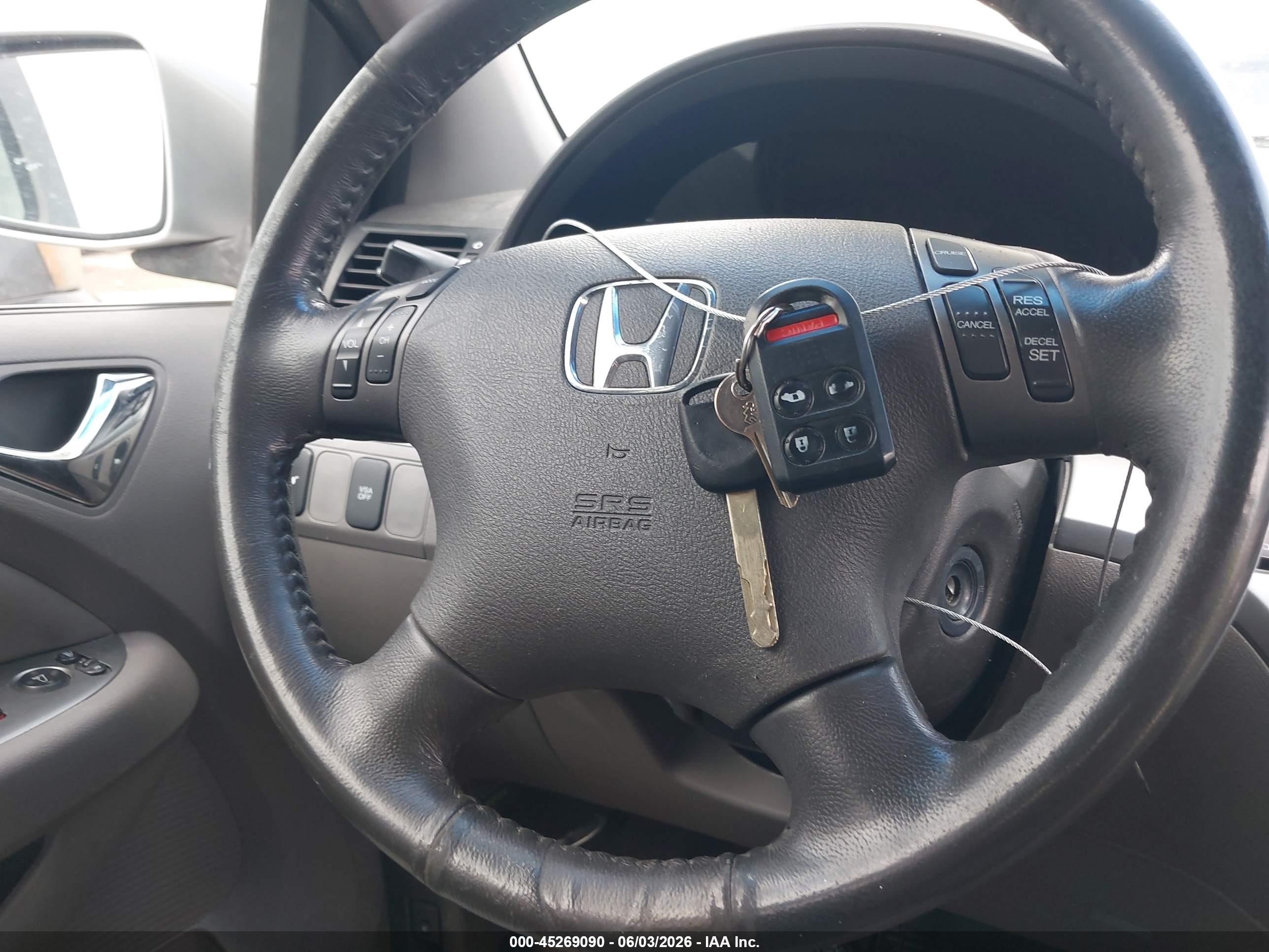2010 Honda Odyssey Ex-l Серебряный vin: 5FNRL3H63AB031447