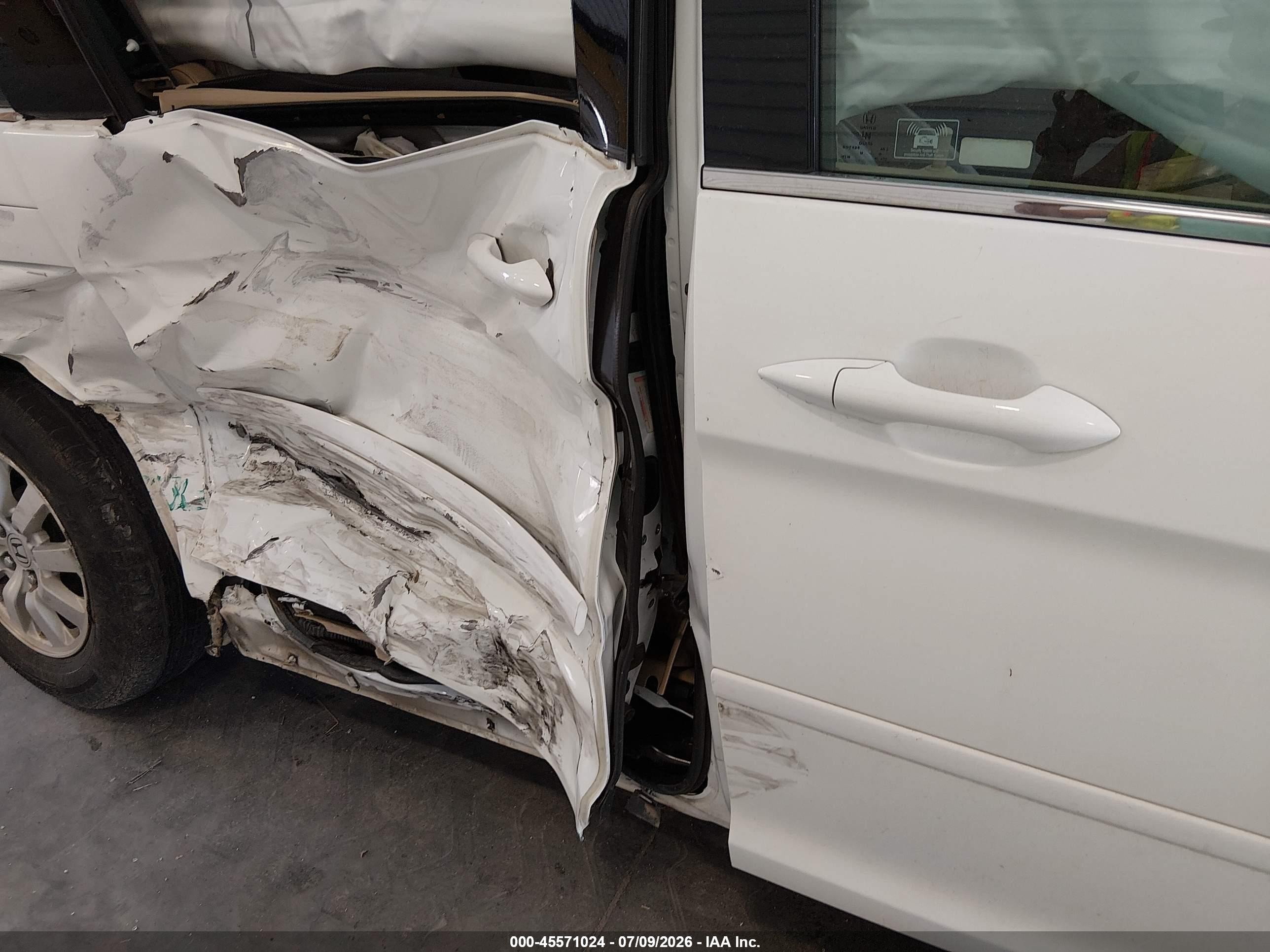 2010 Honda Odyssey Ex-l White vin: 5FNRL3H63AB103537