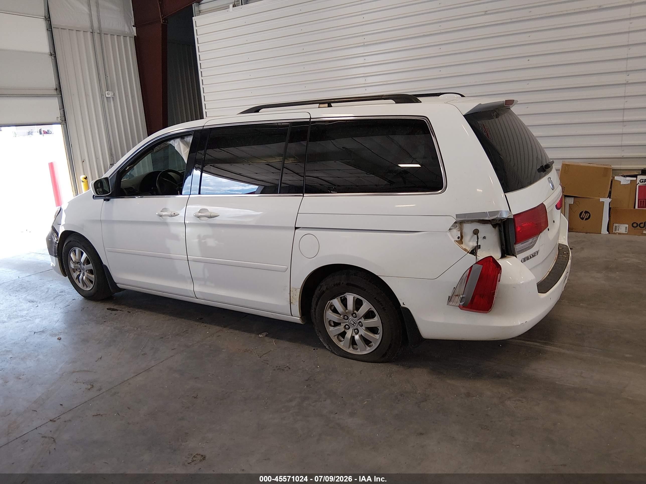 2010 Honda Odyssey Ex-l White vin: 5FNRL3H63AB103537
