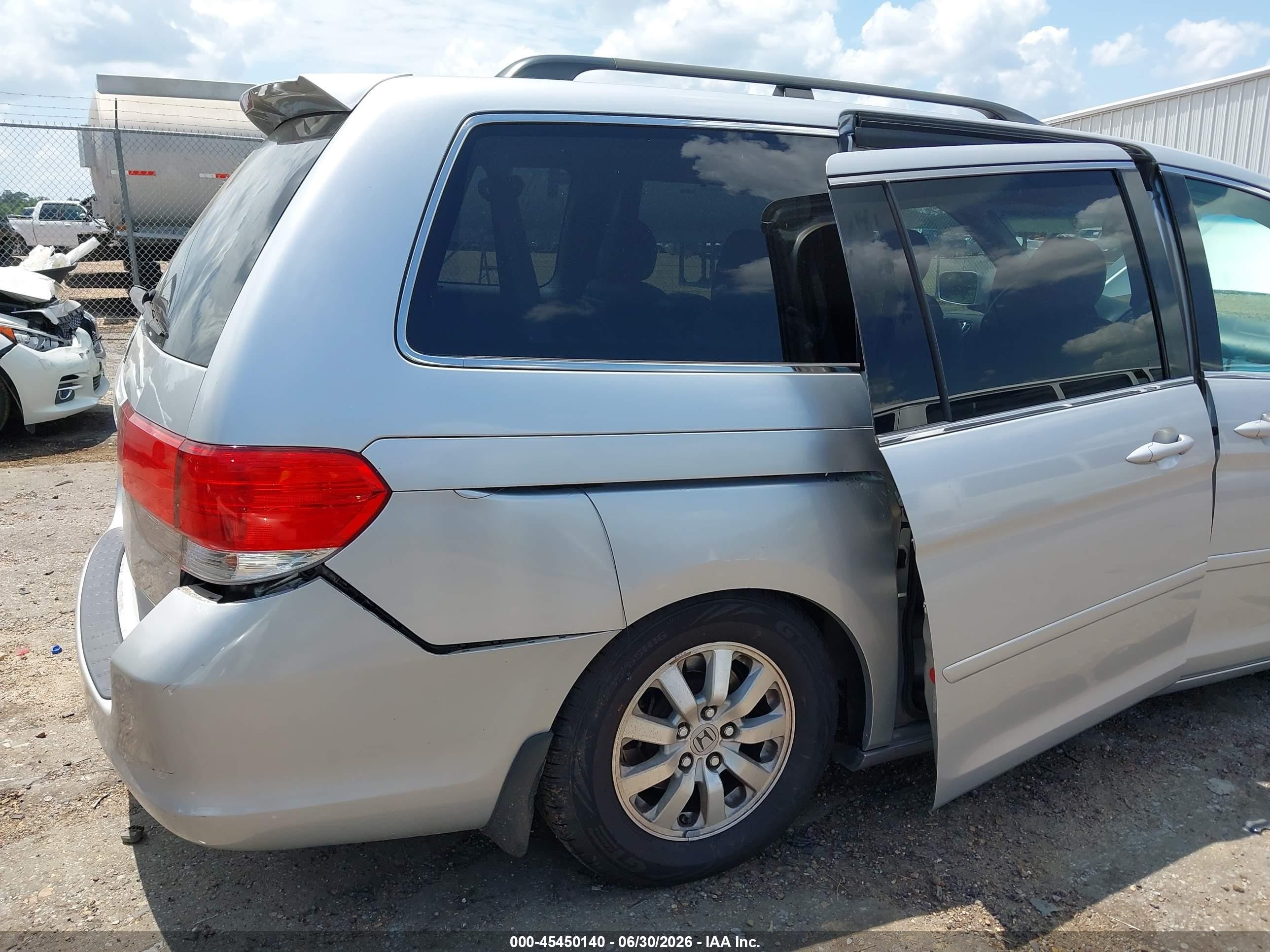 2010 Honda Odyssey Ex-l Silver vin: 5FNRL3H65AB035418