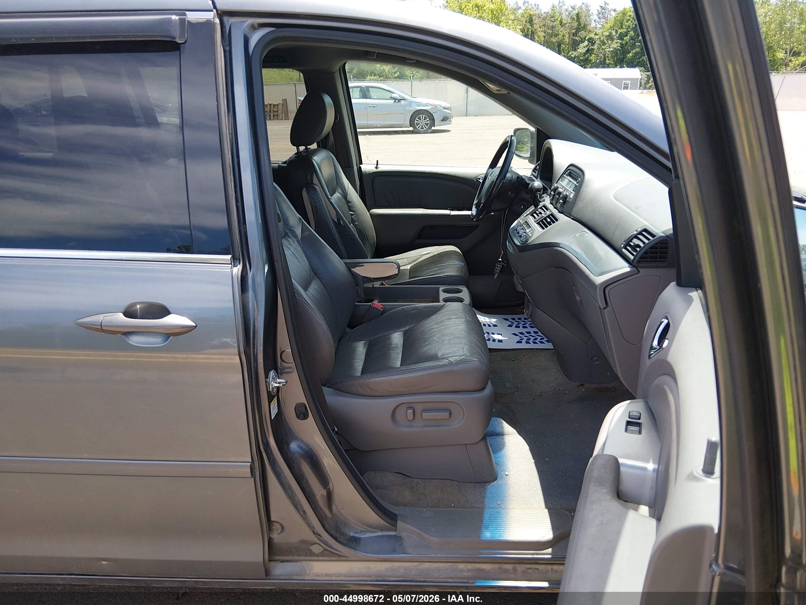 2010 Honda Odyssey Ex-l Серый vin: 5FNRL3H65AB075630