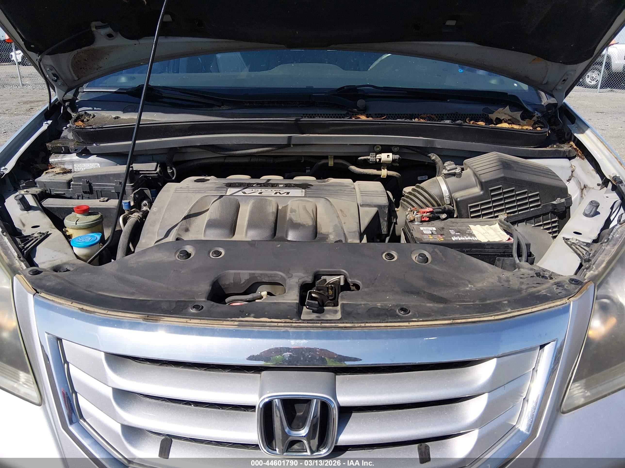 2010 Honda Odyssey Ex-l Серебряный vin: 5FNRL3H67AB056335