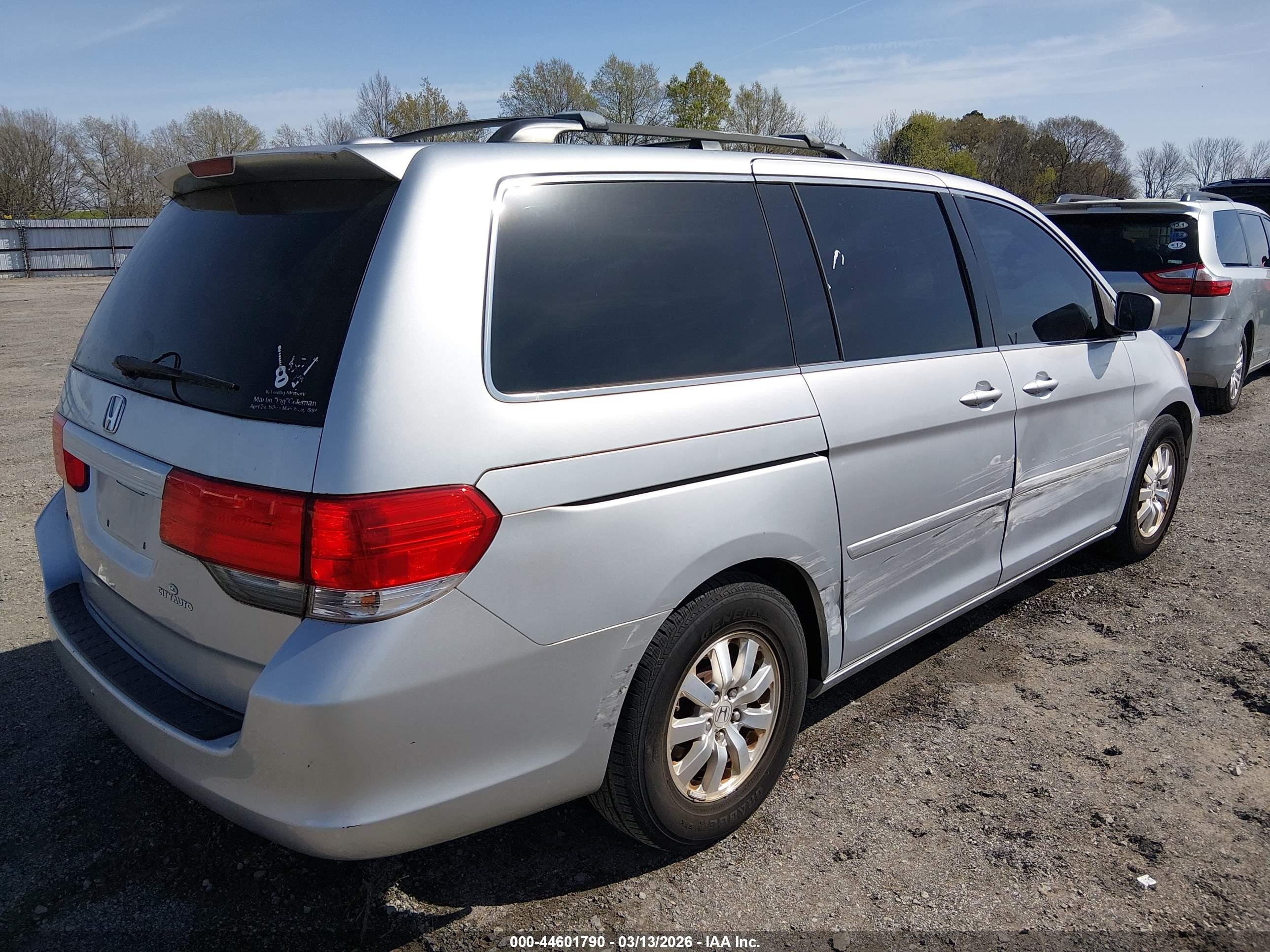 2010 Honda Odyssey Ex-l Серебряный vin: 5FNRL3H67AB056335