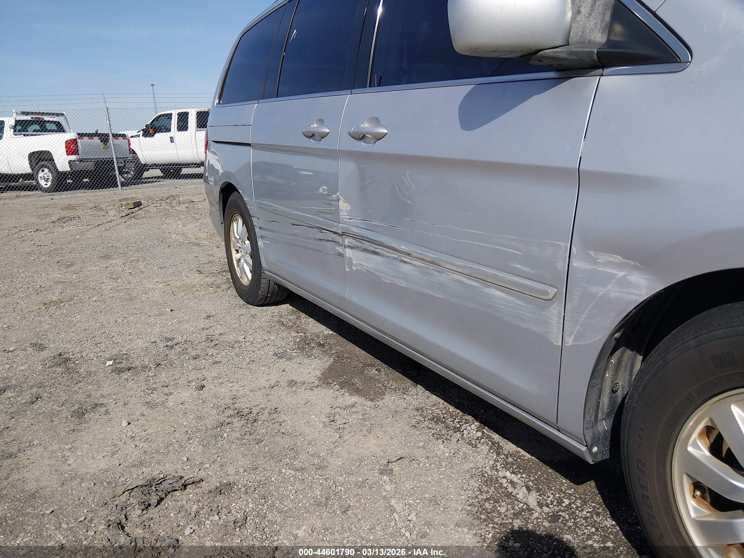 2010 Honda Odyssey Ex-l Серебряный vin: 5FNRL3H67AB056335