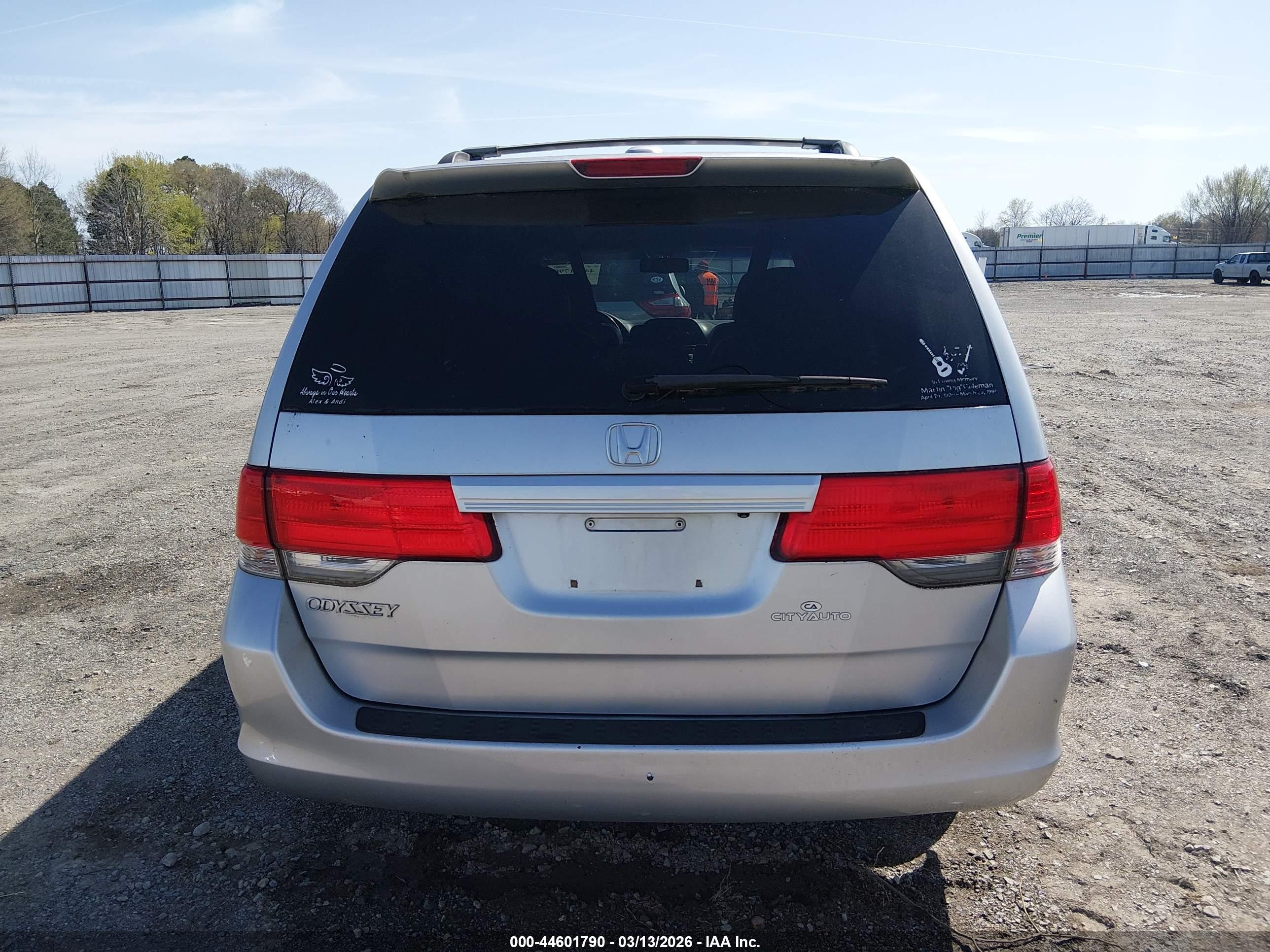 2010 Honda Odyssey Ex-l Серебряный vin: 5FNRL3H67AB056335