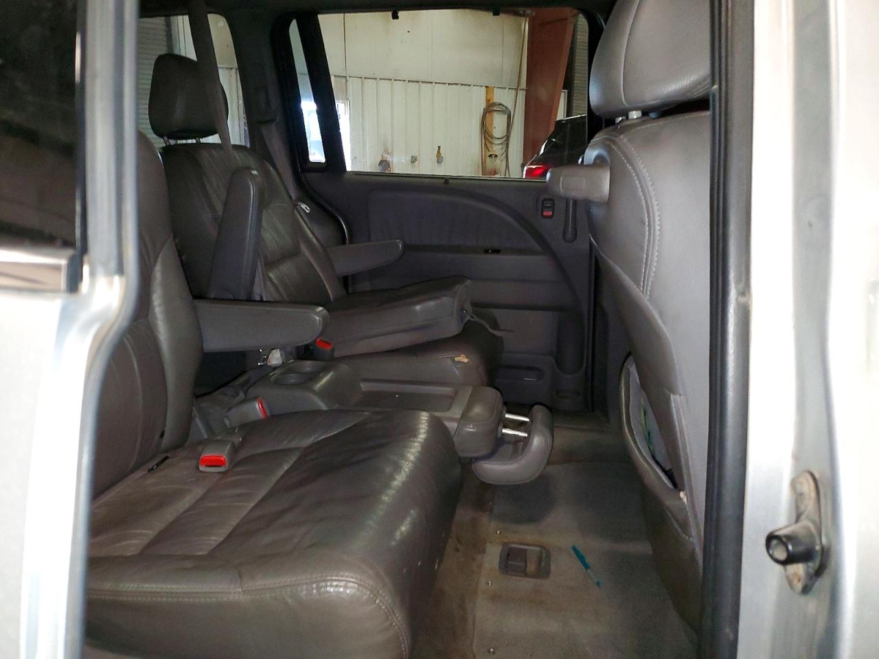2010 Honda Odyssey Exl Silver vin: 5FNRL3H68AB040239