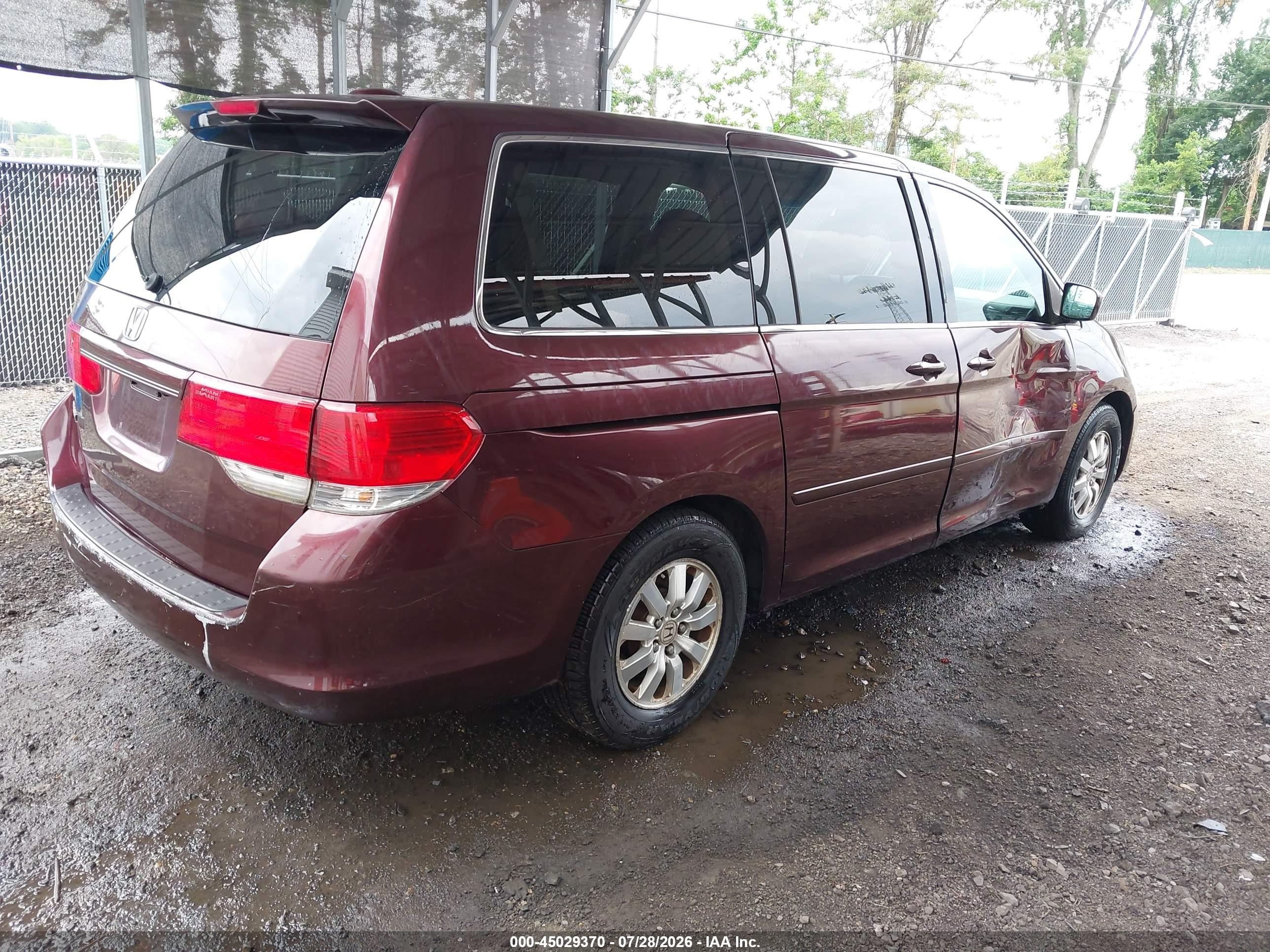 2010 Honda Odyssey Ex-l Burgundy vin: 5FNRL3H68AB082300