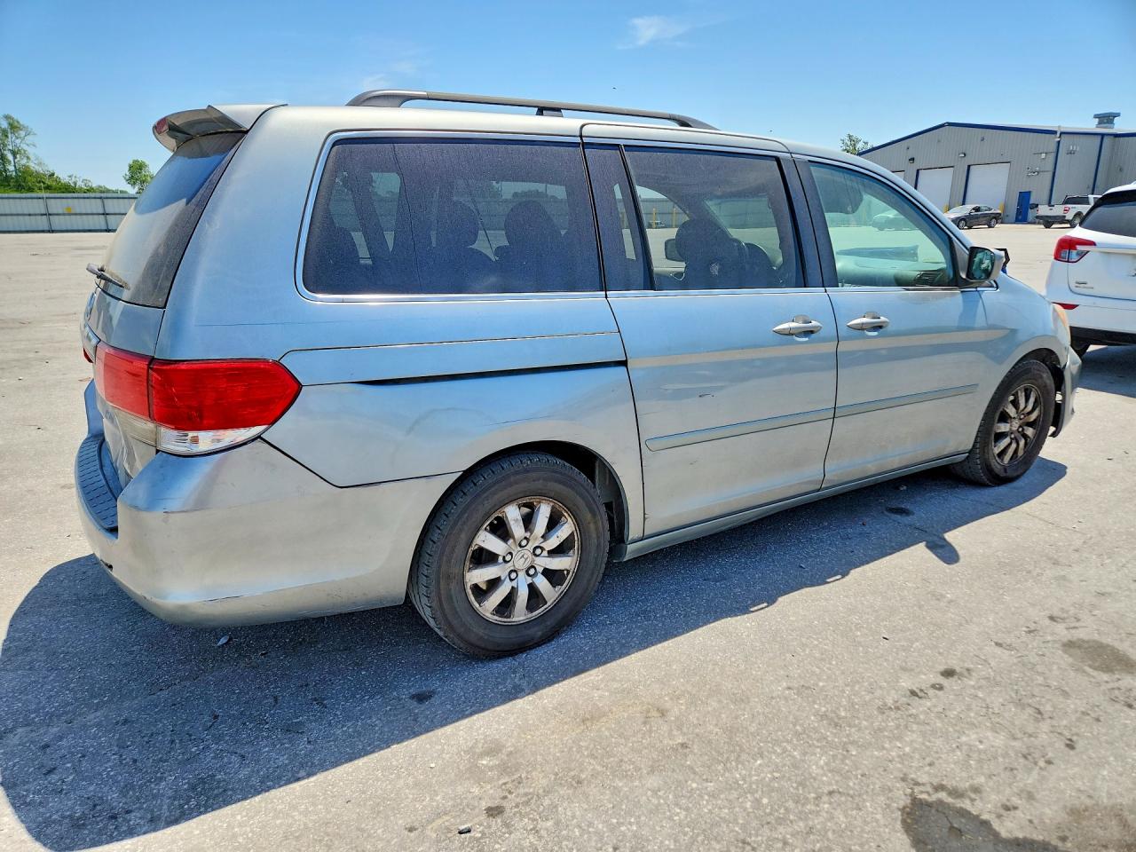2010 Honda Odyssey Exl Silver vin: 5FNRL3H6XAB033485