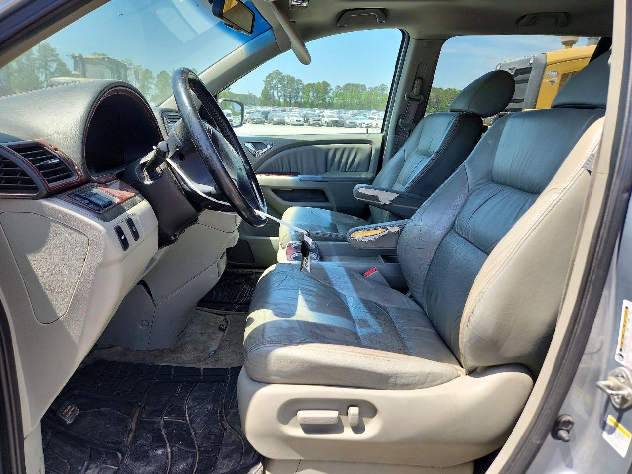 2010 Honda Odyssey Exl Silver vin: 5FNRL3H6XAB033485