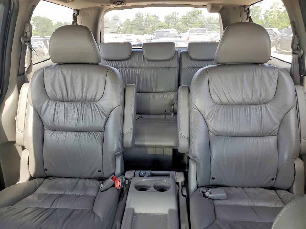 2010 Honda Odyssey Exl Silver vin: 5FNRL3H6XAB050240