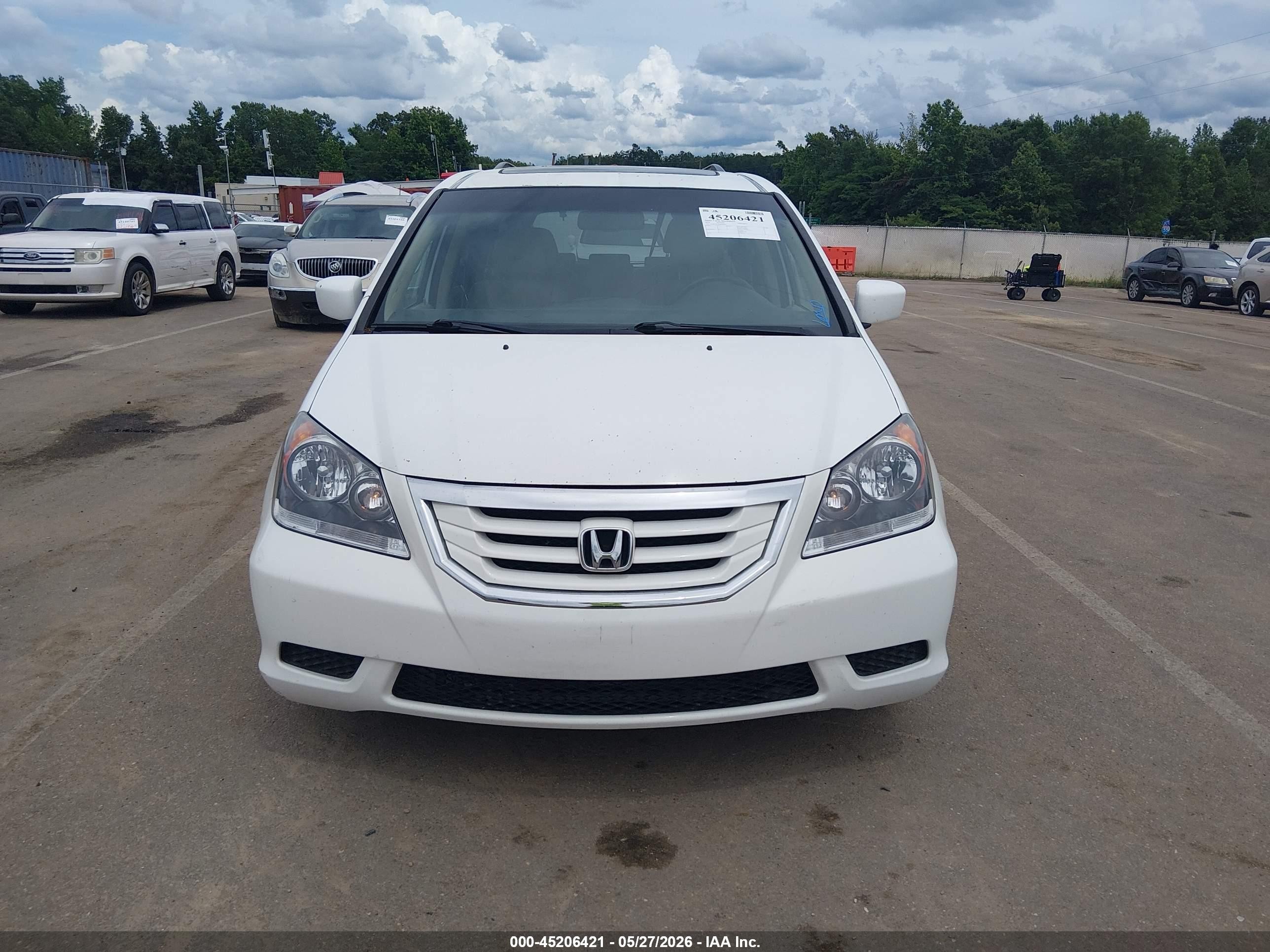 2010 Honda Odyssey Ex-l White vin: 5FNRL3H70AB028238