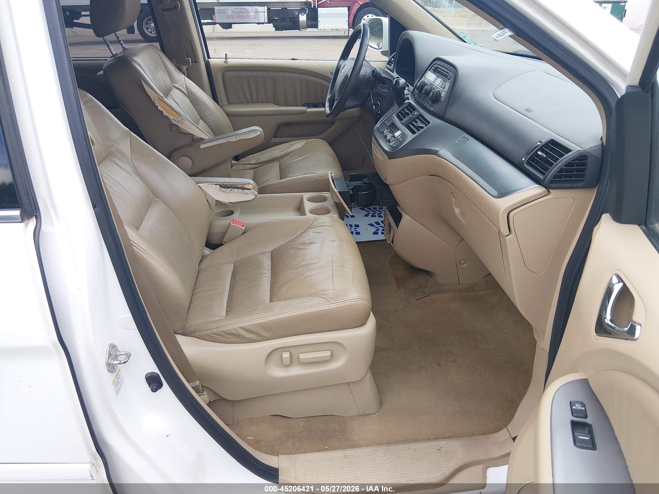 2010 Honda Odyssey Ex-l White vin: 5FNRL3H70AB028238