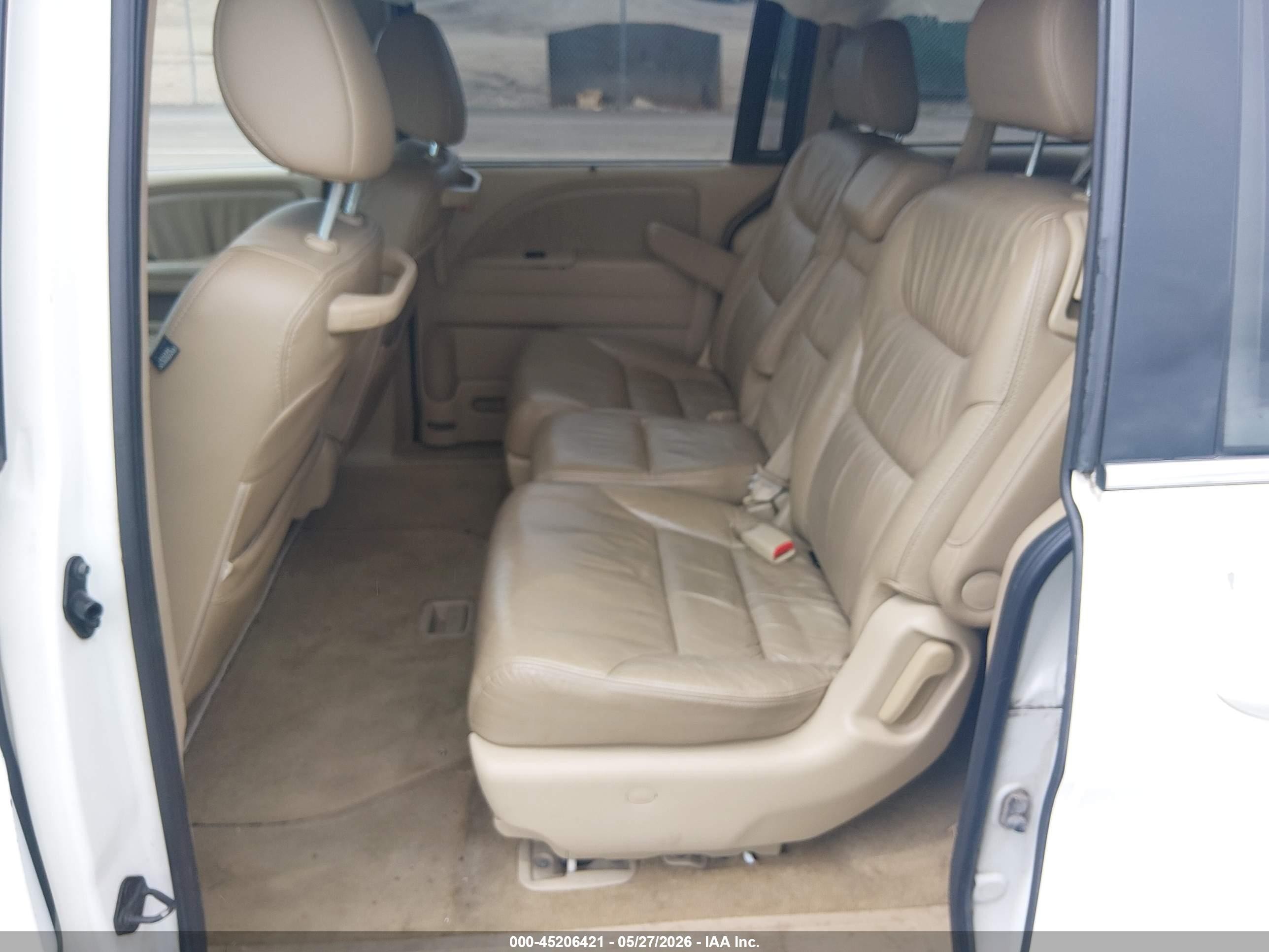 2010 Honda Odyssey Ex-l White vin: 5FNRL3H70AB028238