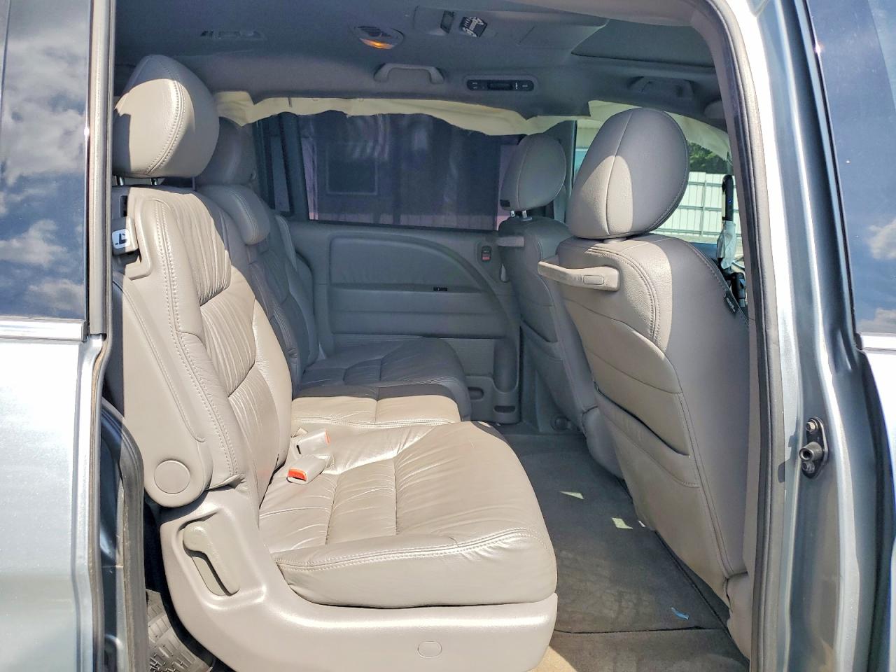 2010 Honda Odyssey Exl Silver vin: 5FNRL3H71AB092904
