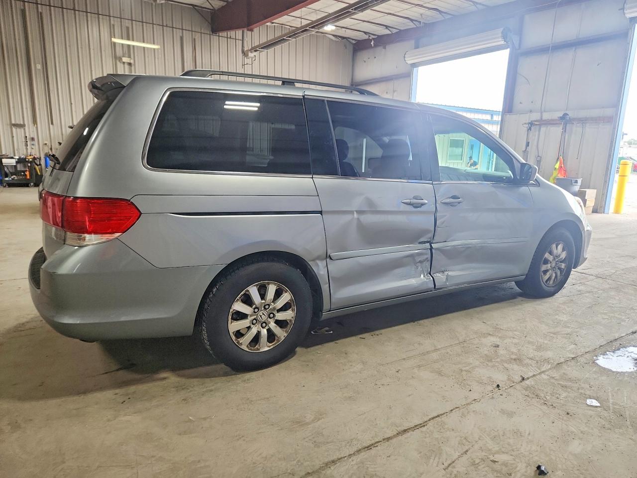 2010 Honda Odyssey Exl Серебряный vin: 5FNRL3H72AB002353