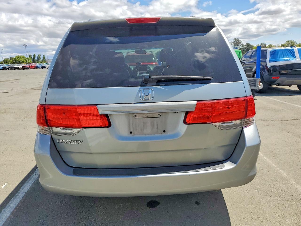 2010 Honda Odyssey Exl Silver vin: 5FNRL3H72AB103098