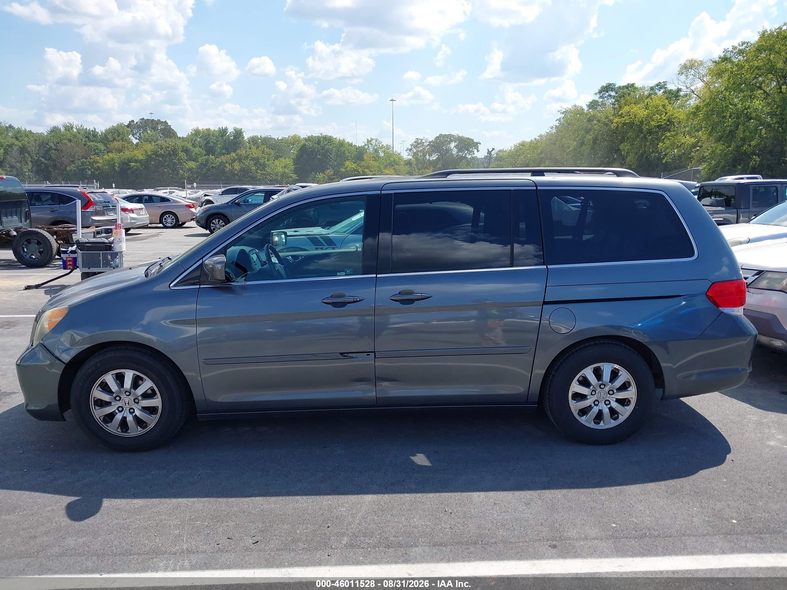 2010 Honda Odyssey Ex-l Gray vin: 5FNRL3H72AB112707
