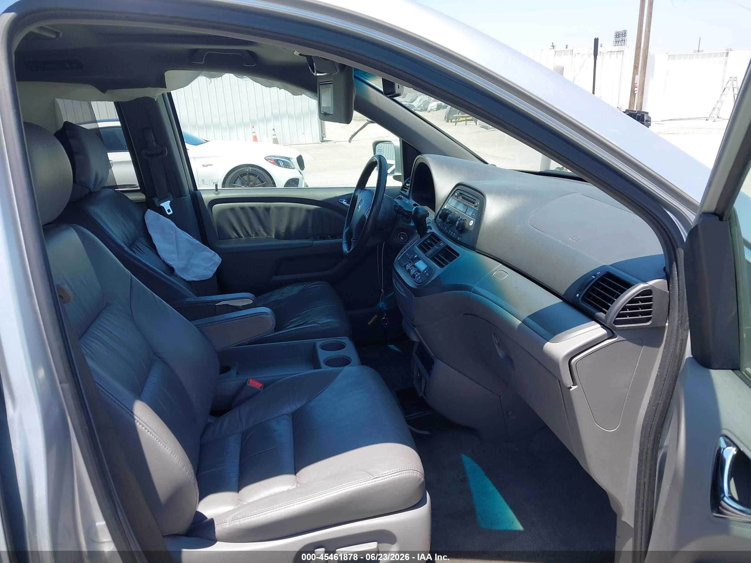 2010 Honda Odyssey Ex-l Серебряный vin: 5FNRL3H73AB015838