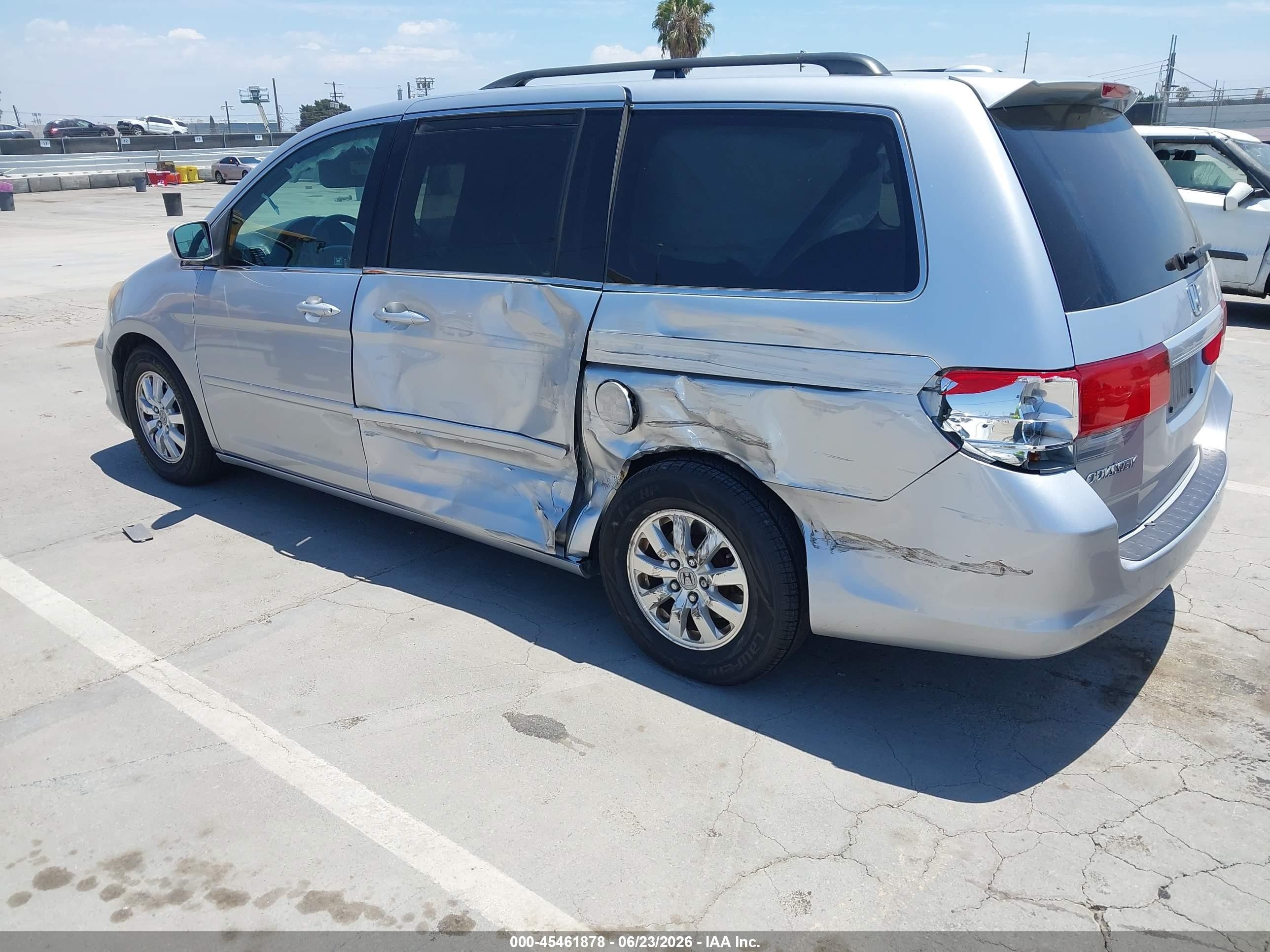 2010 Honda Odyssey Ex-l Серебряный vin: 5FNRL3H73AB015838