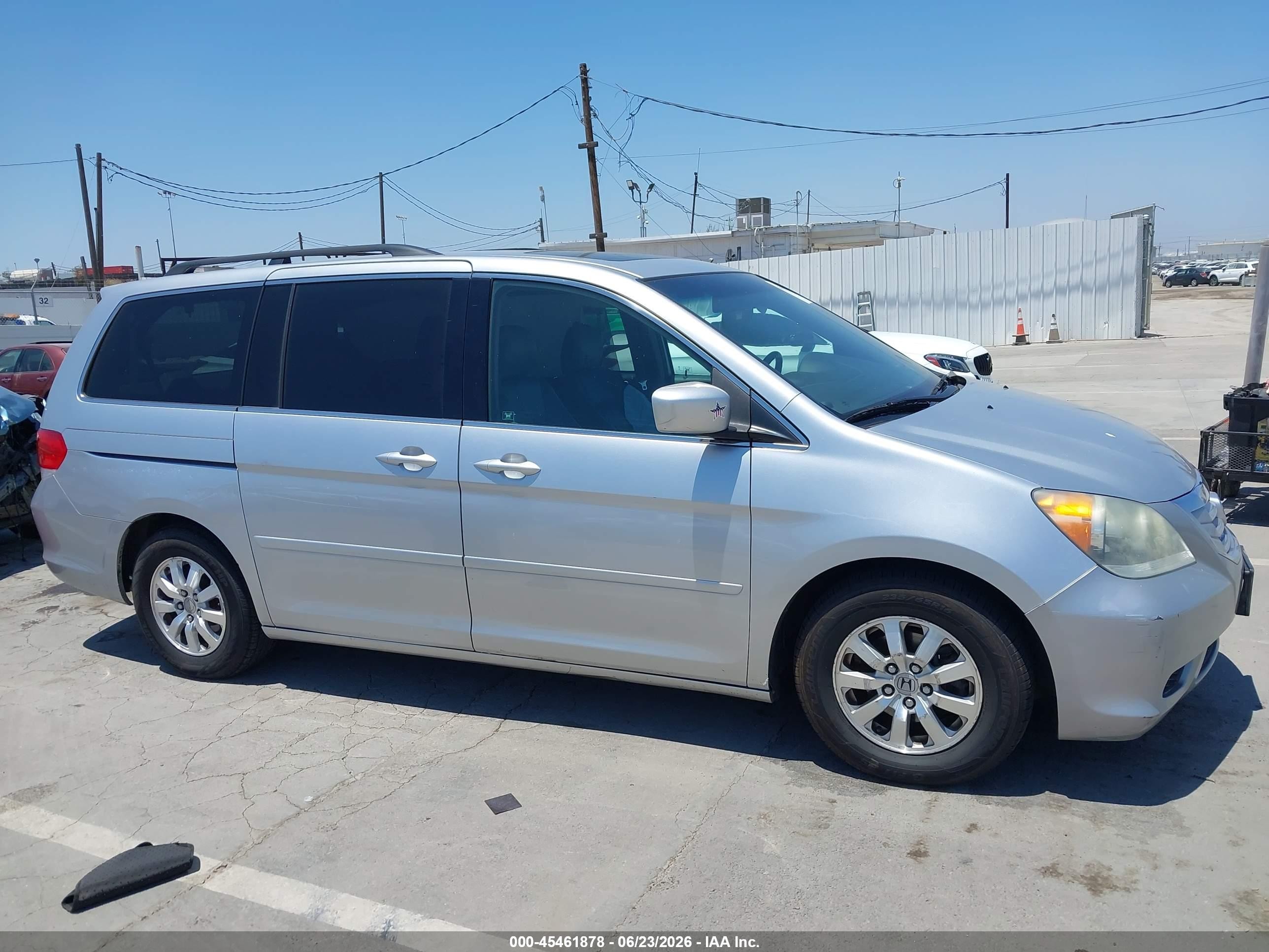 2010 Honda Odyssey Ex-l Серебряный vin: 5FNRL3H73AB015838