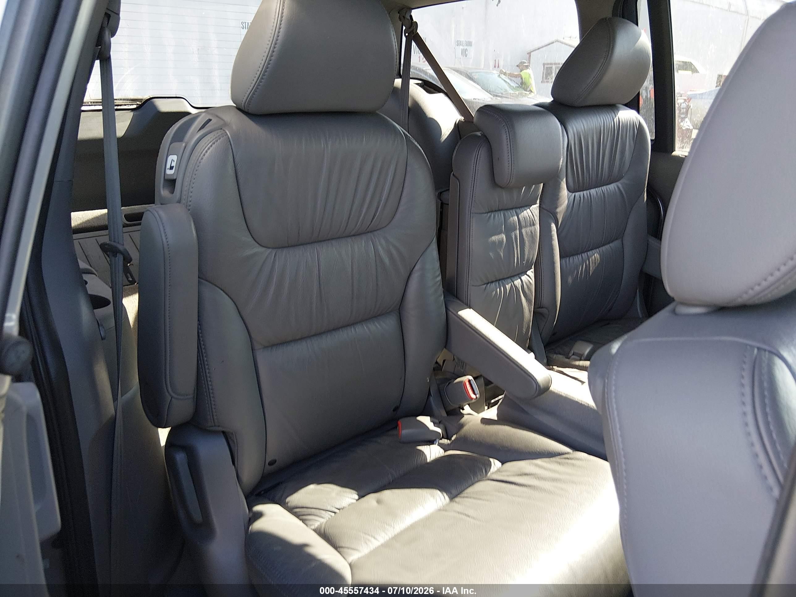 2010 Honda Odyssey Ex-l Серебряный vin: 5FNRL3H75AB050414