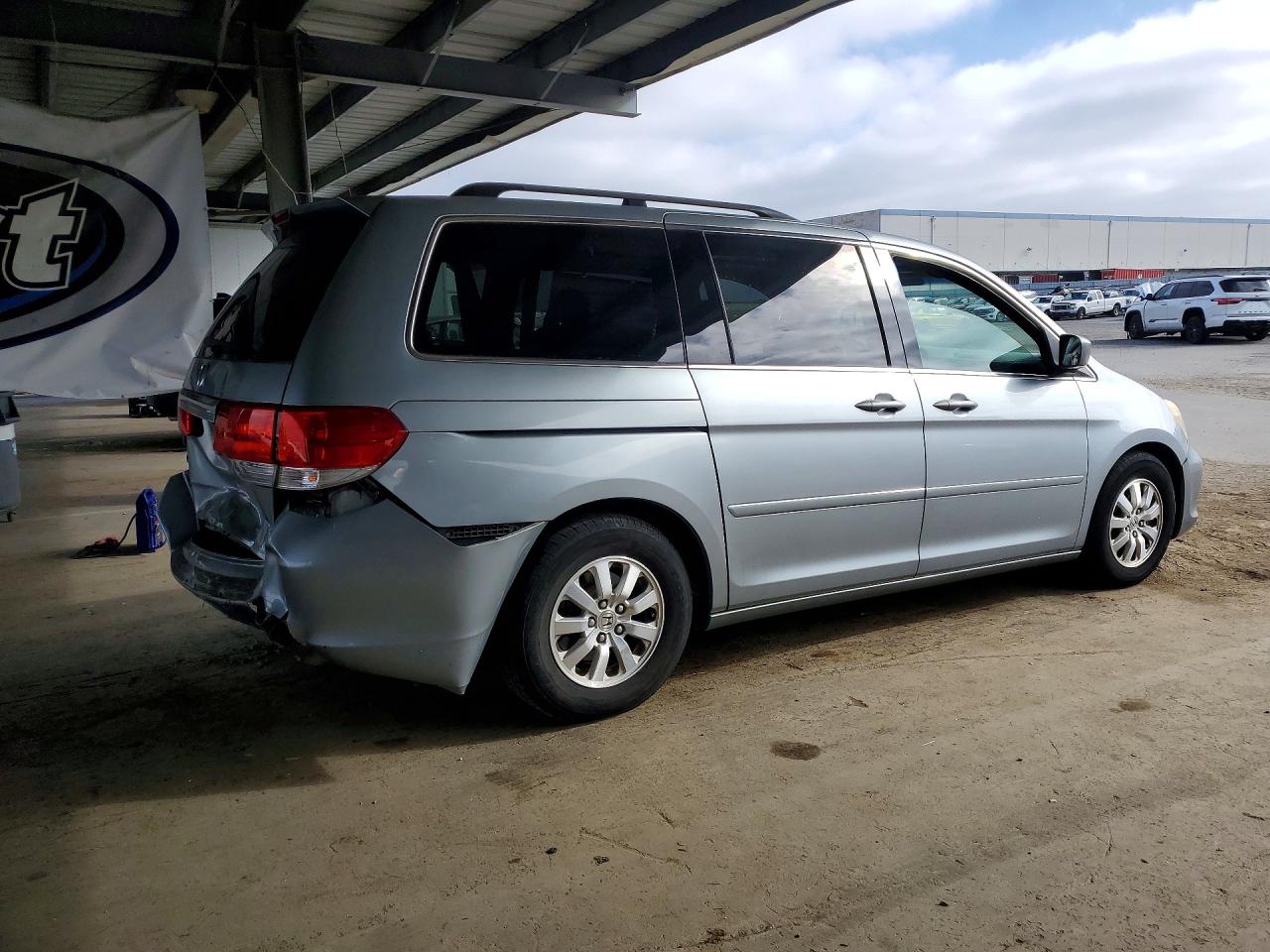 2010 Honda Odyssey Exl Silver vin: 5FNRL3H75AB051966