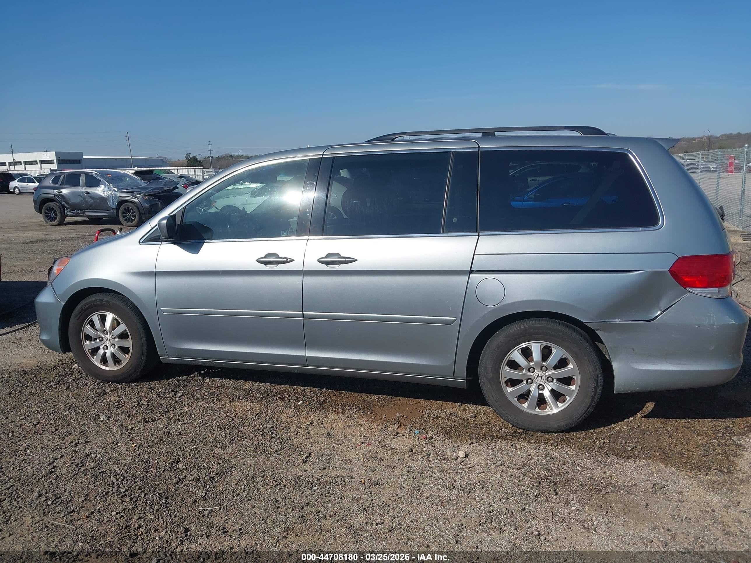2010 Honda Odyssey Ex-l Silver vin: 5FNRL3H75AB107582