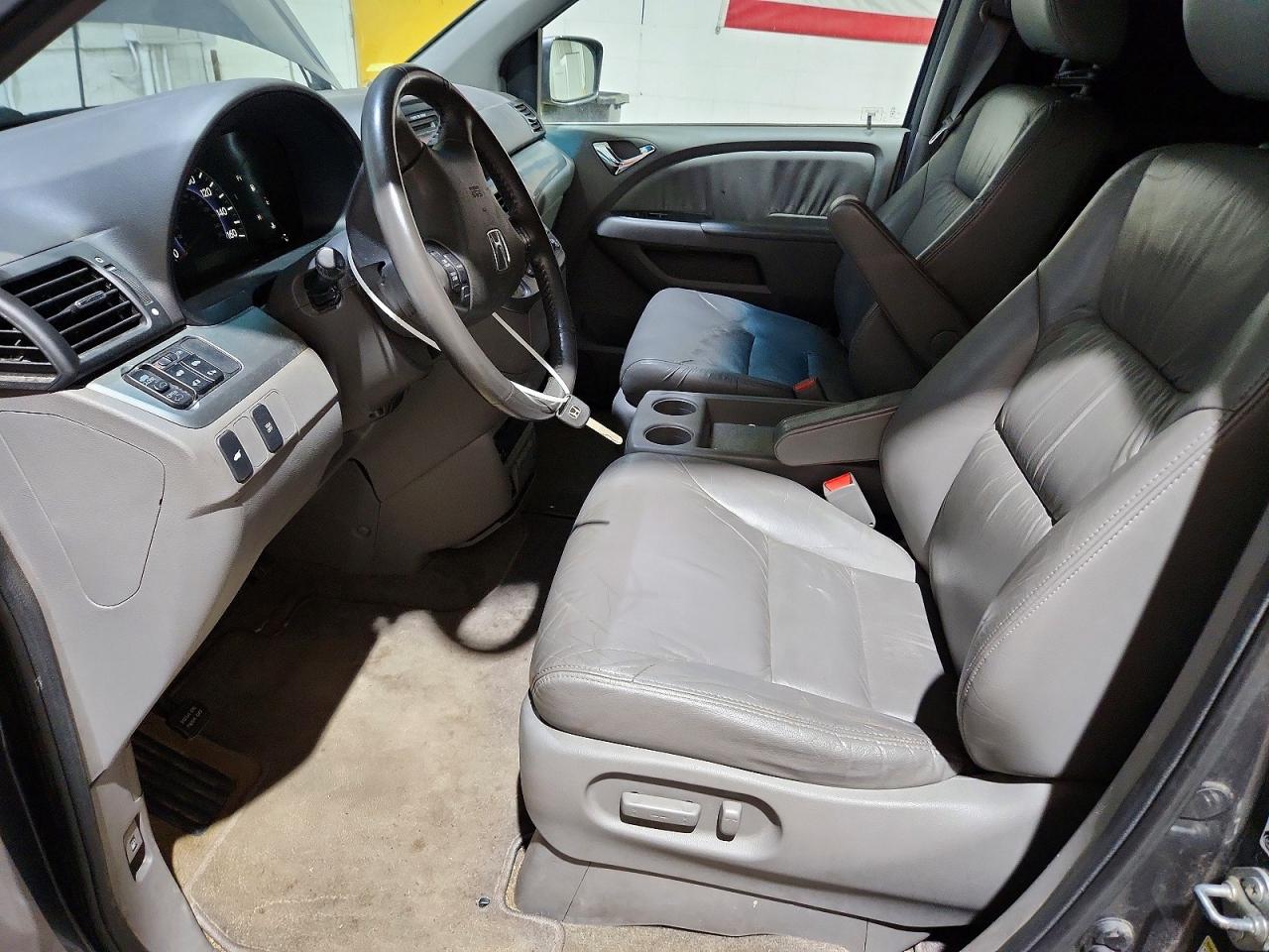 2010 Honda Odyssey Exl Серый vin: 5FNRL3H76AB023741