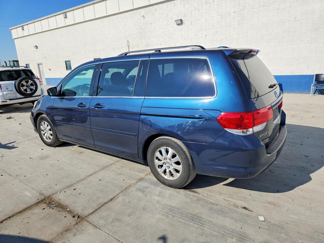2010 Honda Odyssey Exl Blue vin: 5FNRL3H77AB105025