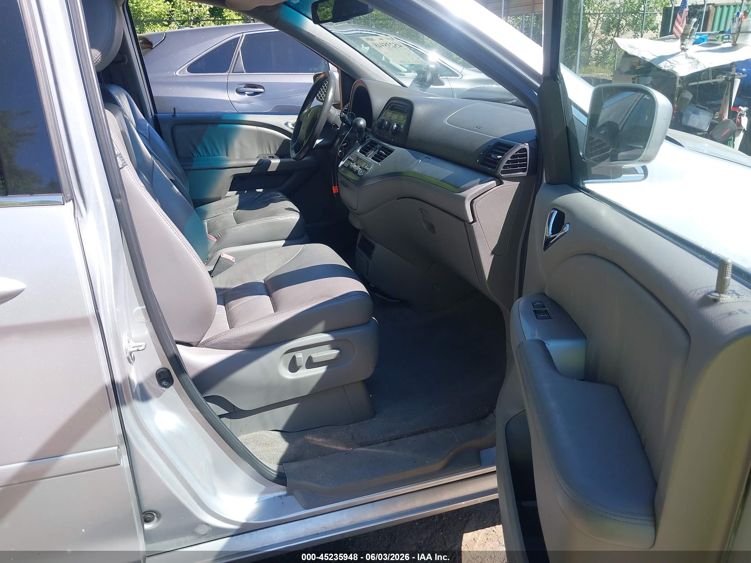 2010 Honda Odyssey Ex-l Silver vin: 5FNRL3H78AB077817