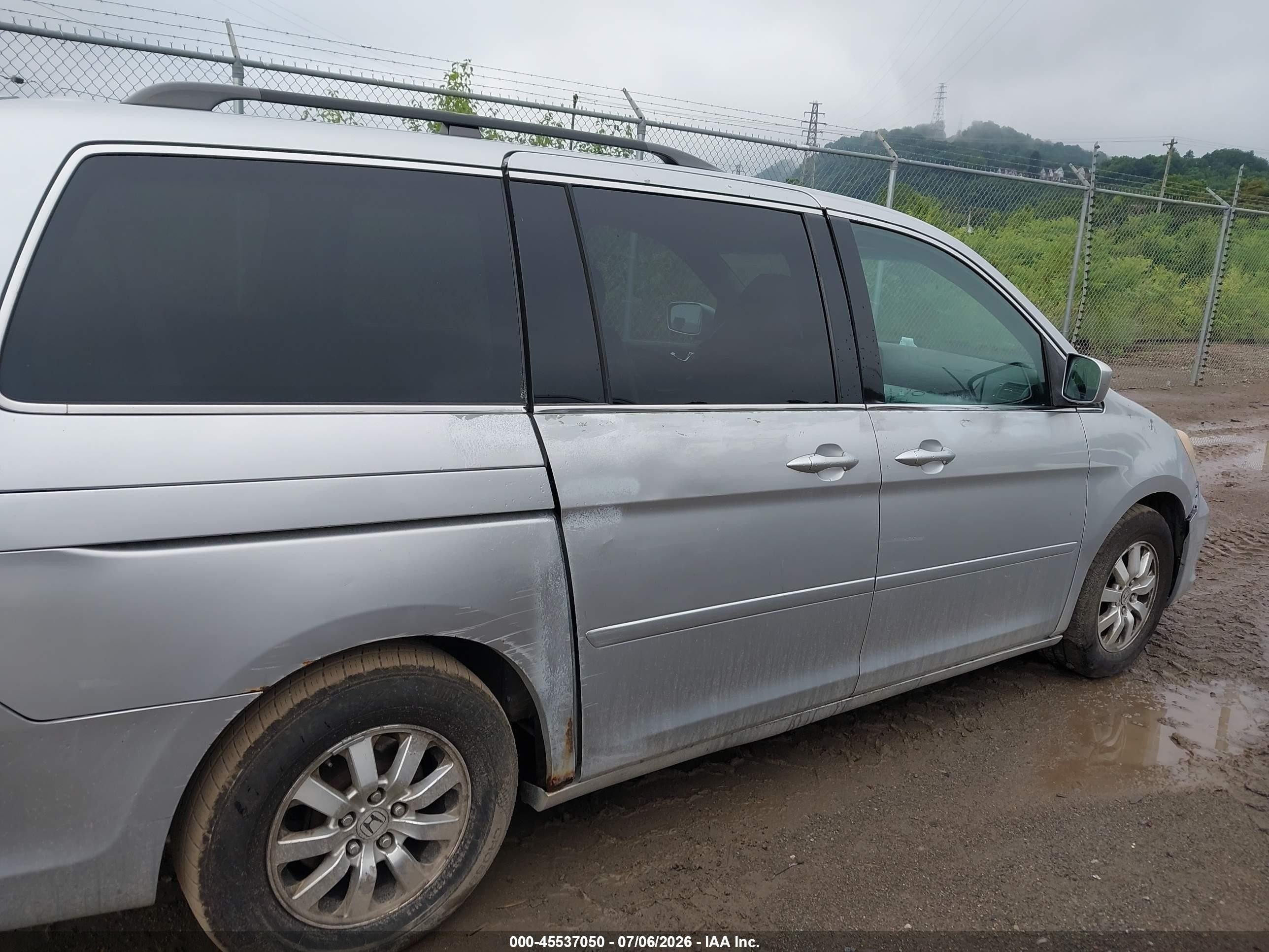 2010 Honda Odyssey Ex-l Серебряный vin: 5FNRL3H78AB088817