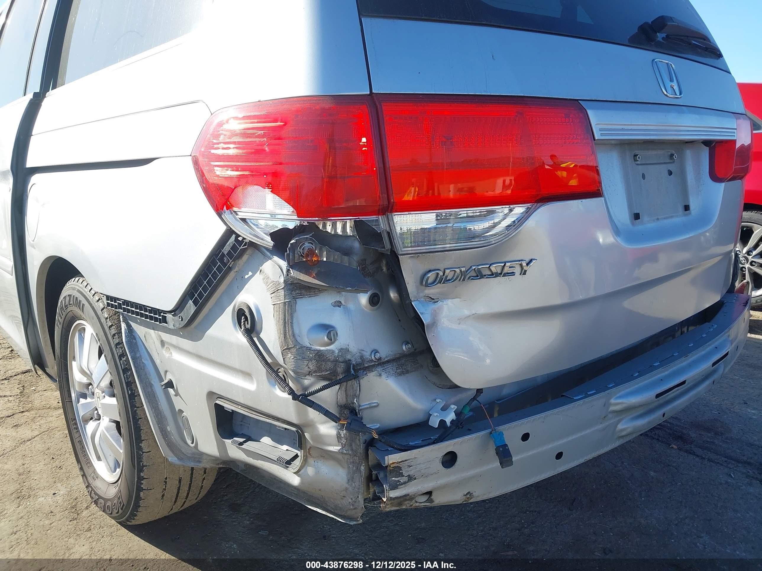 2010 Honda Odyssey Ex-l Silver vin: 5FNRL3H79AB013723