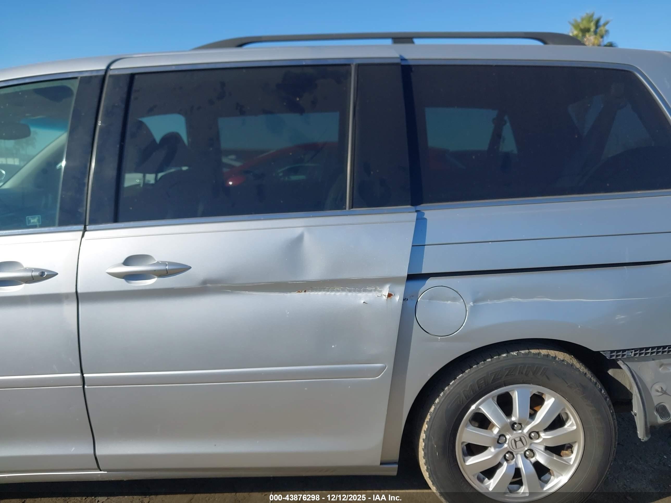 2010 Honda Odyssey Ex-l Silver vin: 5FNRL3H79AB013723