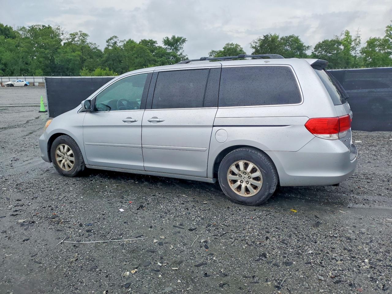 2010 Honda Odyssey Exl Silver vin: 5FNRL3H7XAB095106