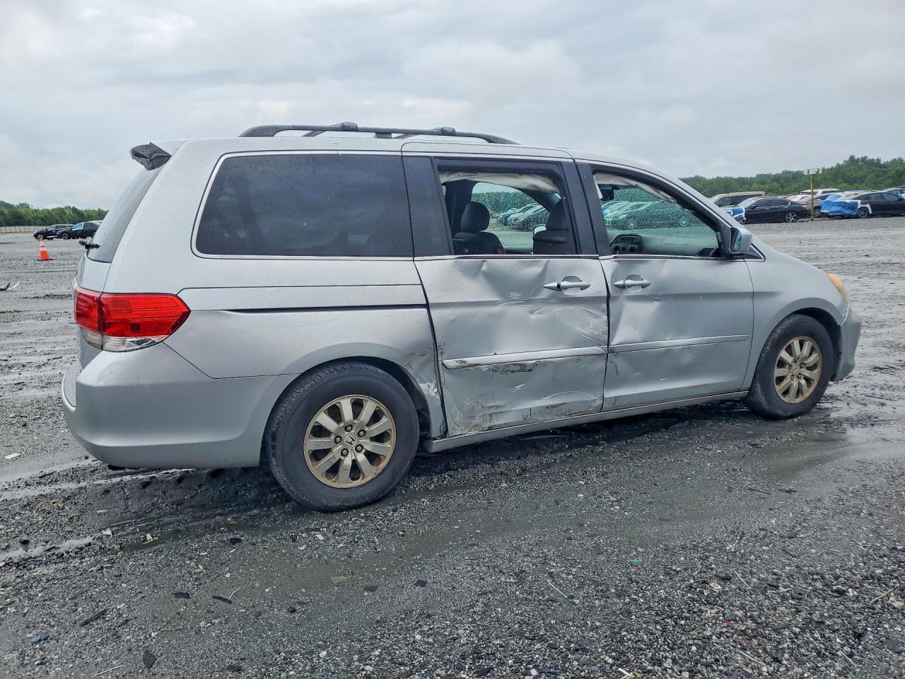 2010 Honda Odyssey Exl Silver vin: 5FNRL3H7XAB095106