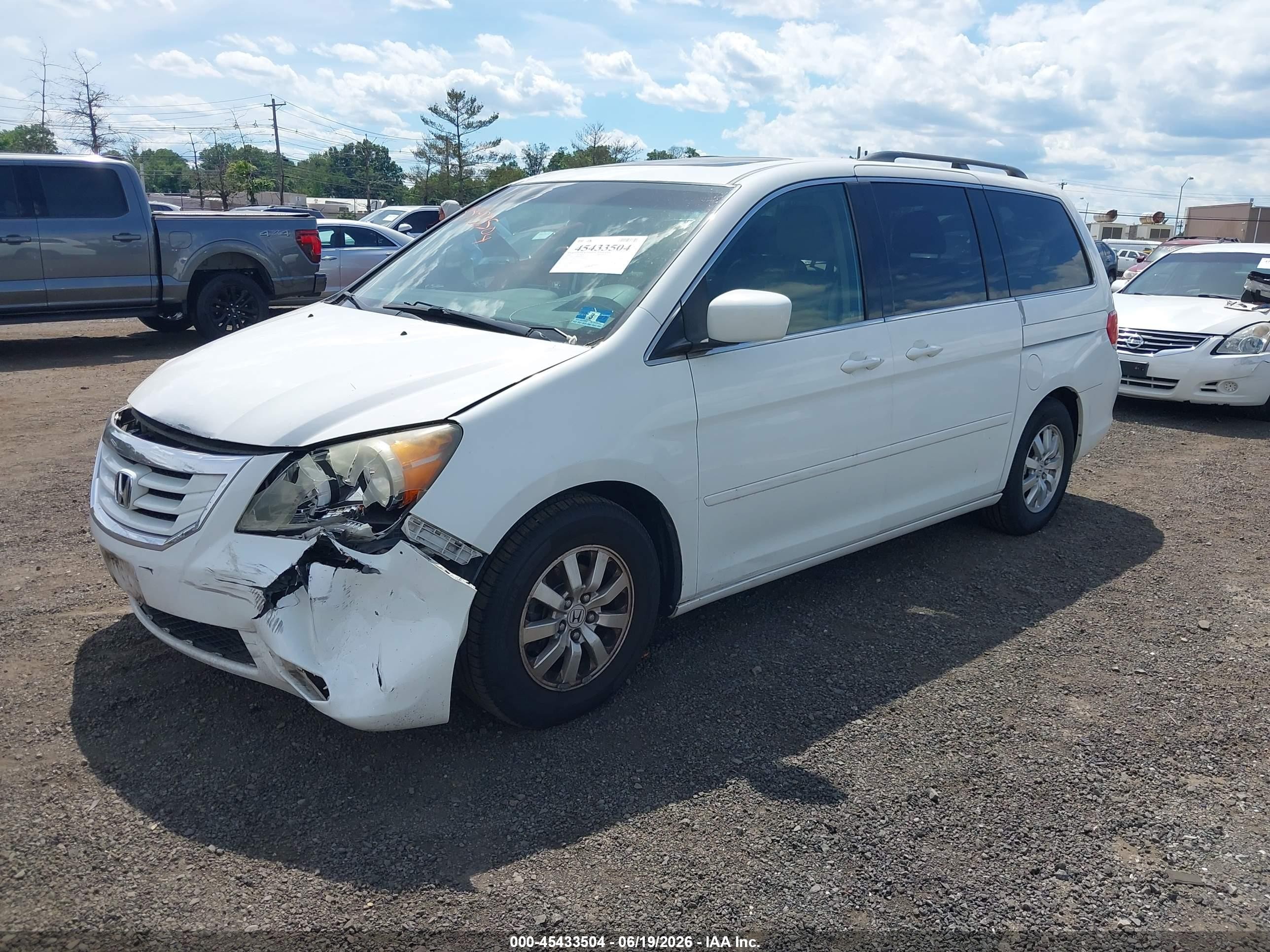 2010 Honda Odyssey Ex-l White vin: 5FNRL3H7XAB097633